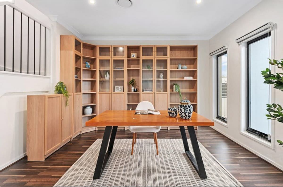 44 Ivory Crescent, Pallara — photo 3 of 5