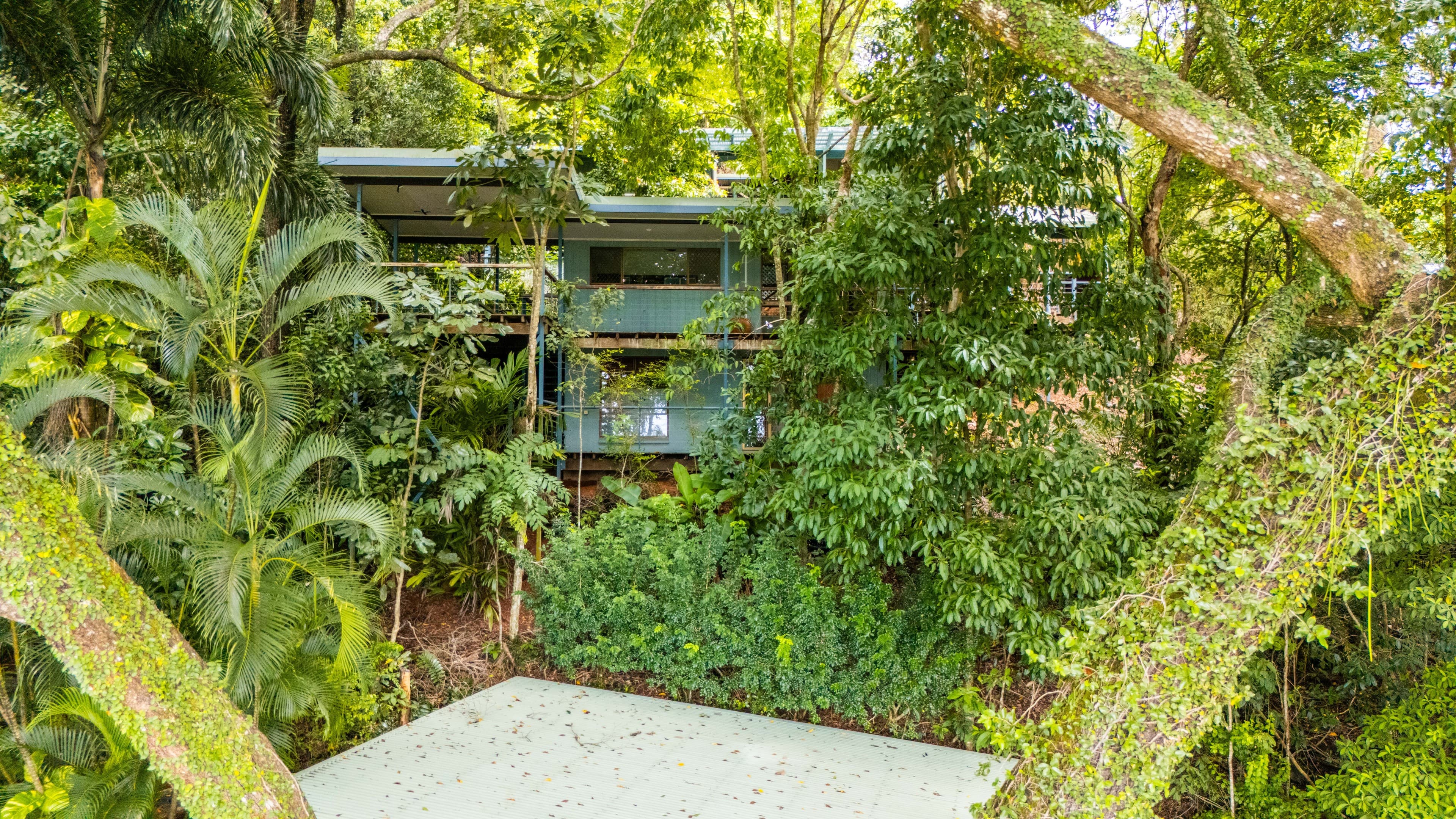 18 Anivas Close, Freshwater — photo 1 of 5