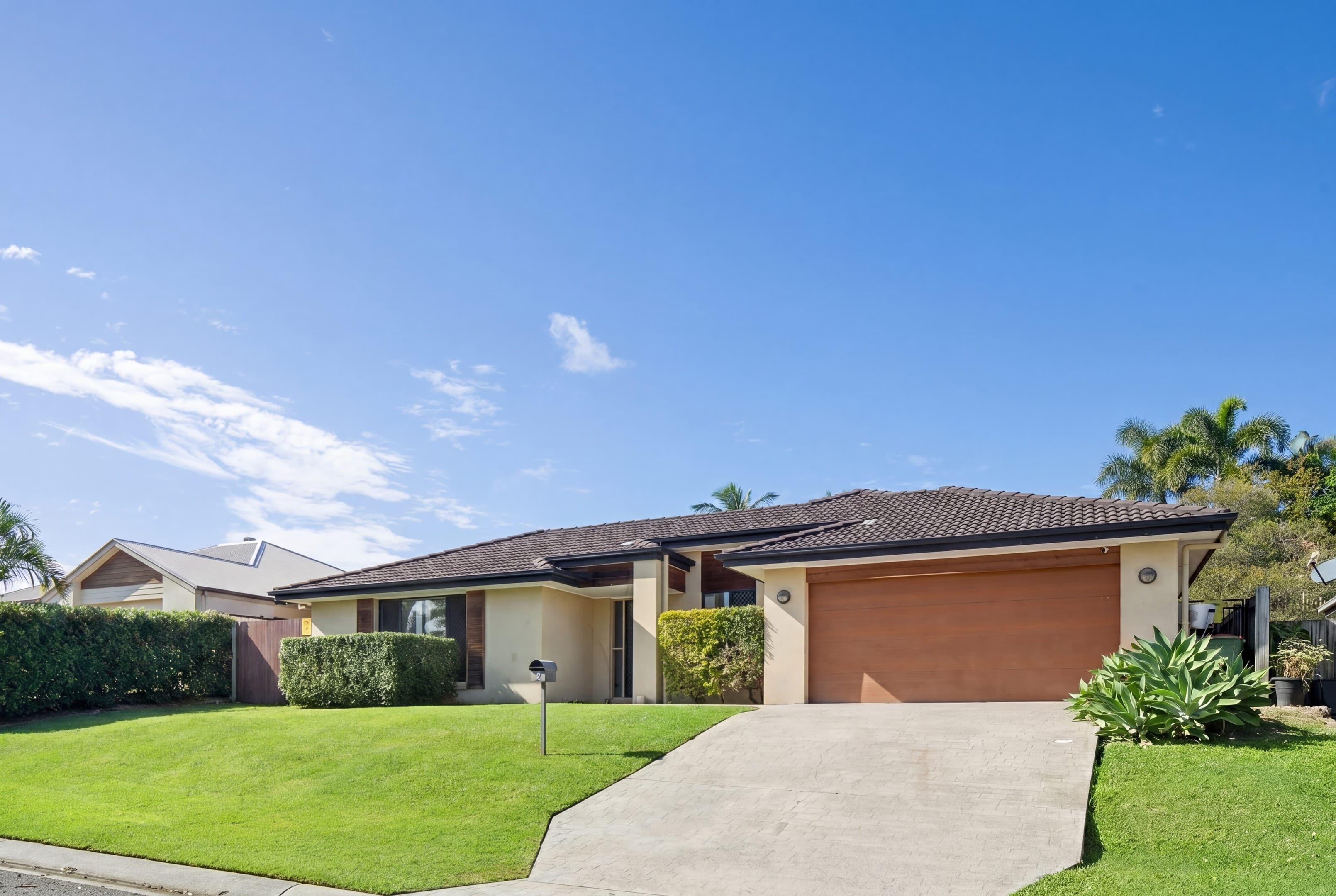 36 Roseapple Circuit, Oxenford — photo 1 of 5