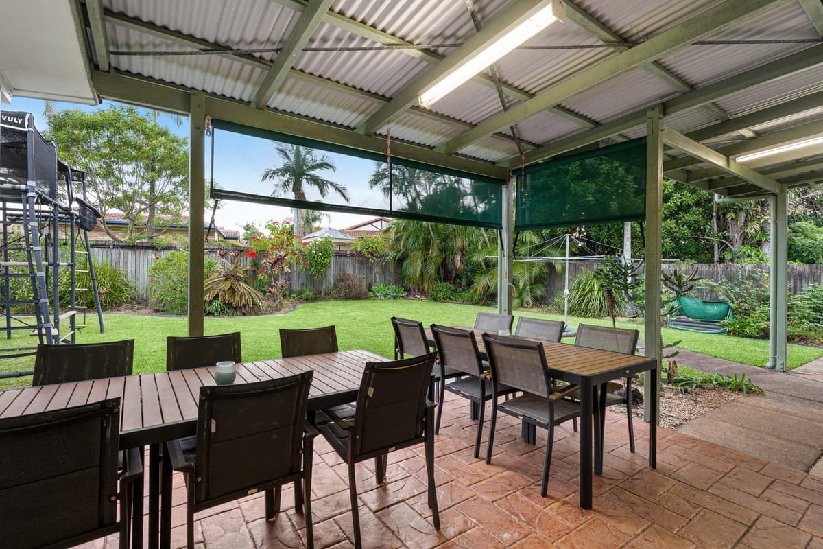 45 Thomas Street, Wynnum — photo 3 of 5