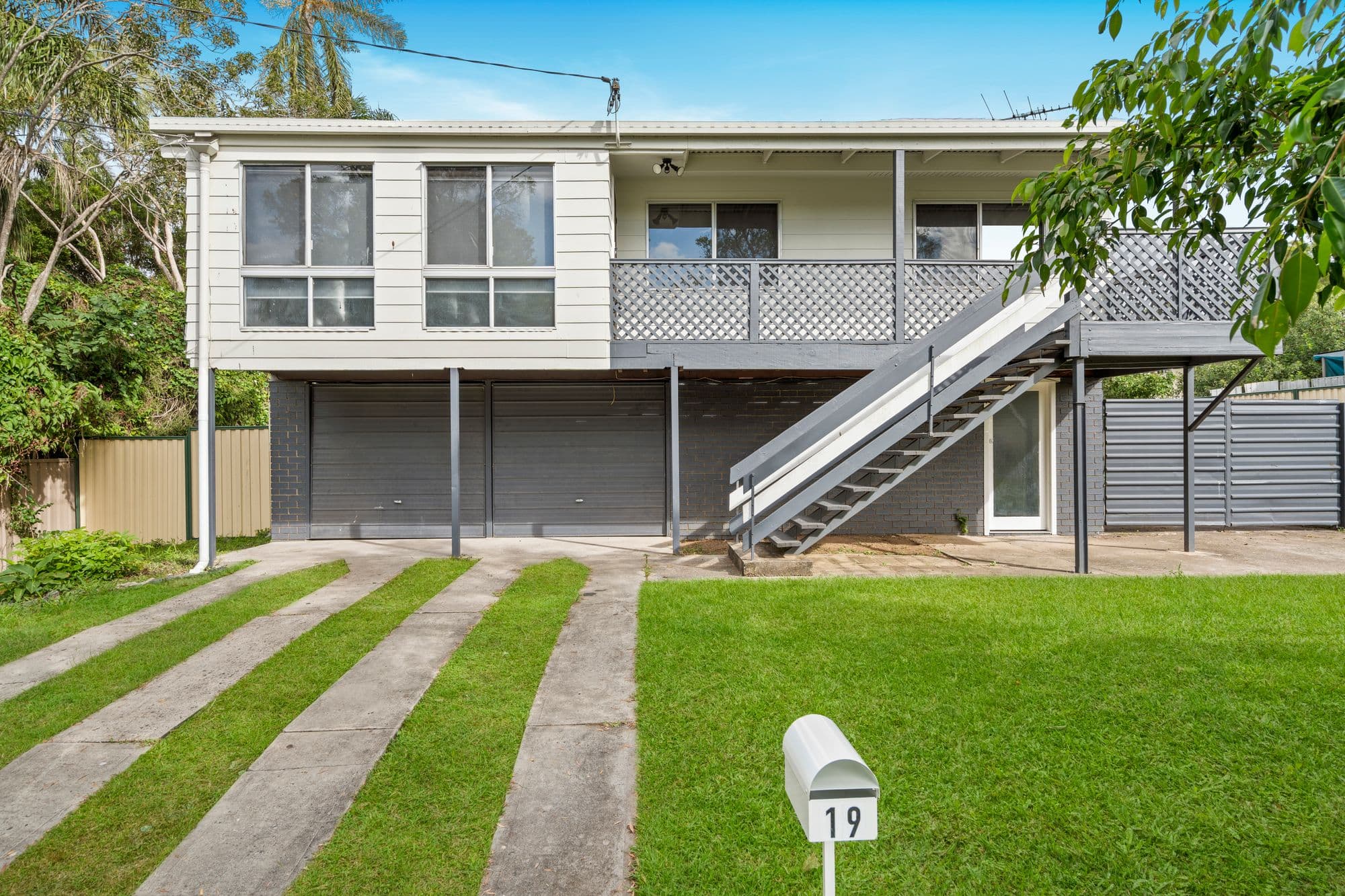 19 Blackton Street, Logan Central — photo 1 of 5