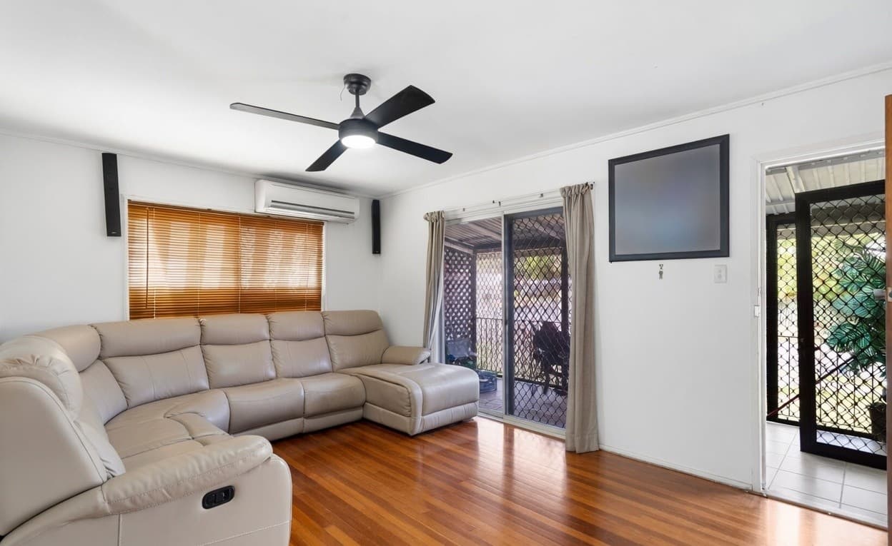 18 Mooney Street, Logan Central — photo 2 of 5