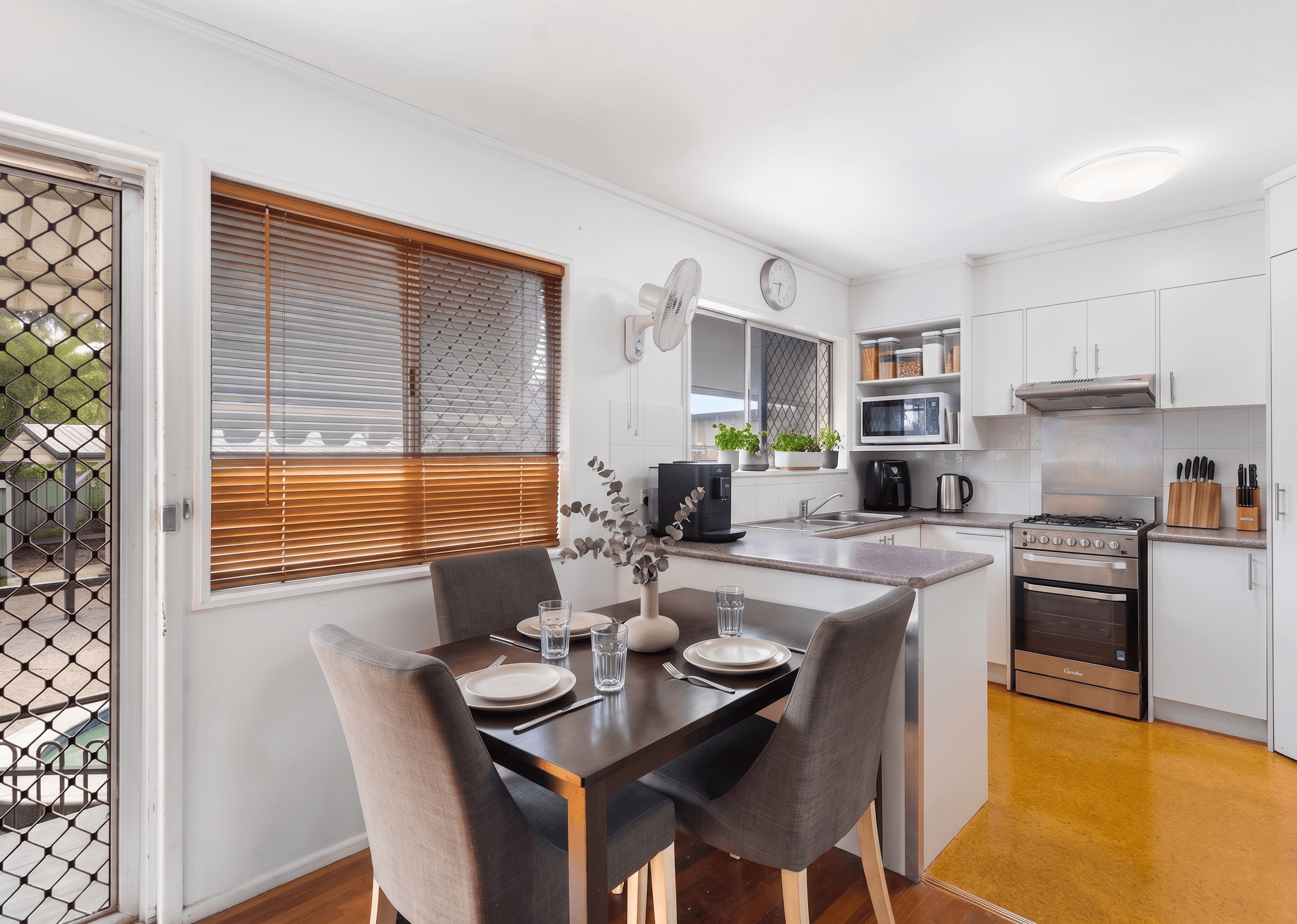 18 Mooney Street, Logan Central — photo 4 of 5