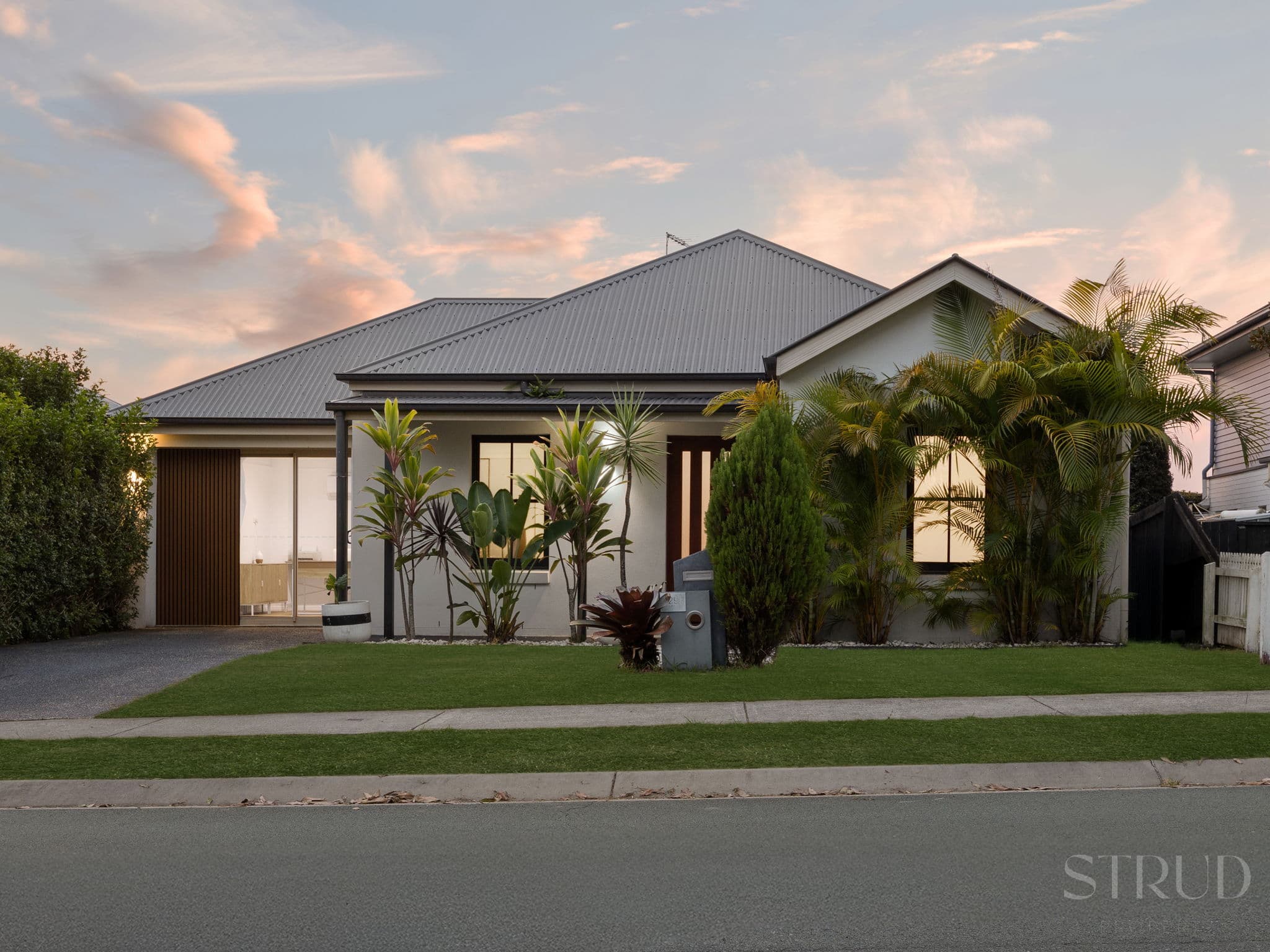 29 Aspect Terrace, Springfield Lakes — photo 1 of 9