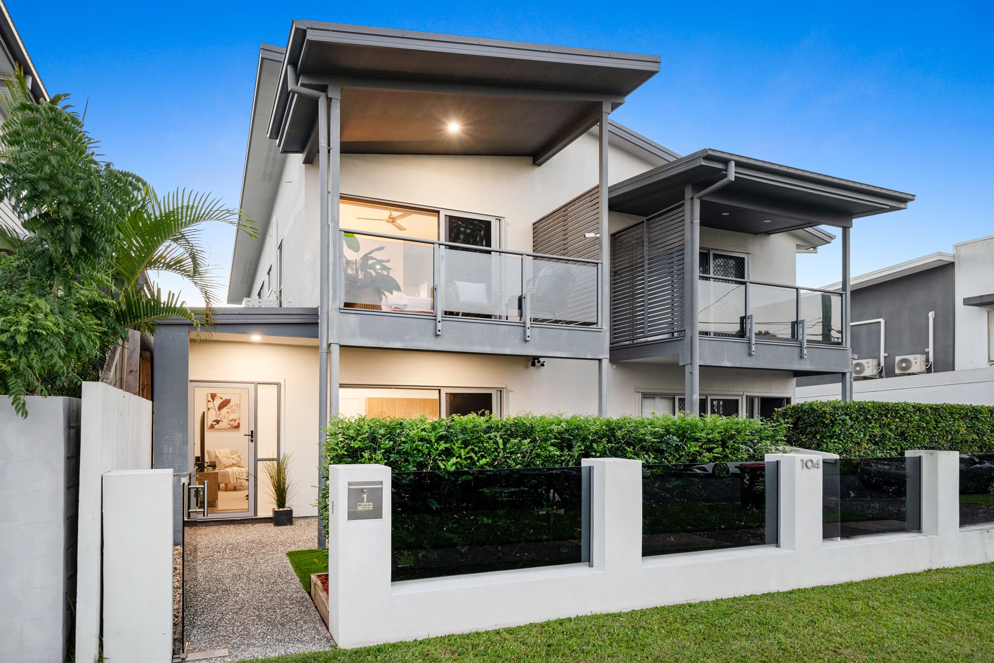 1/104 Pembroke Street, Carina — photo 1 of 5