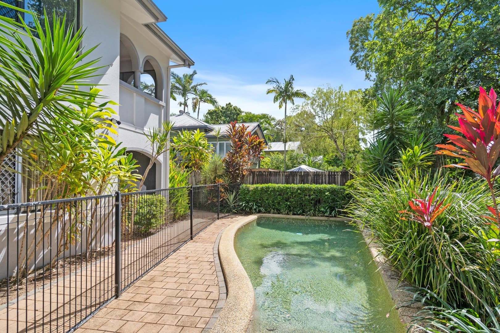 2/319 Severin Street, Parramatta Park — photo 1 of 5