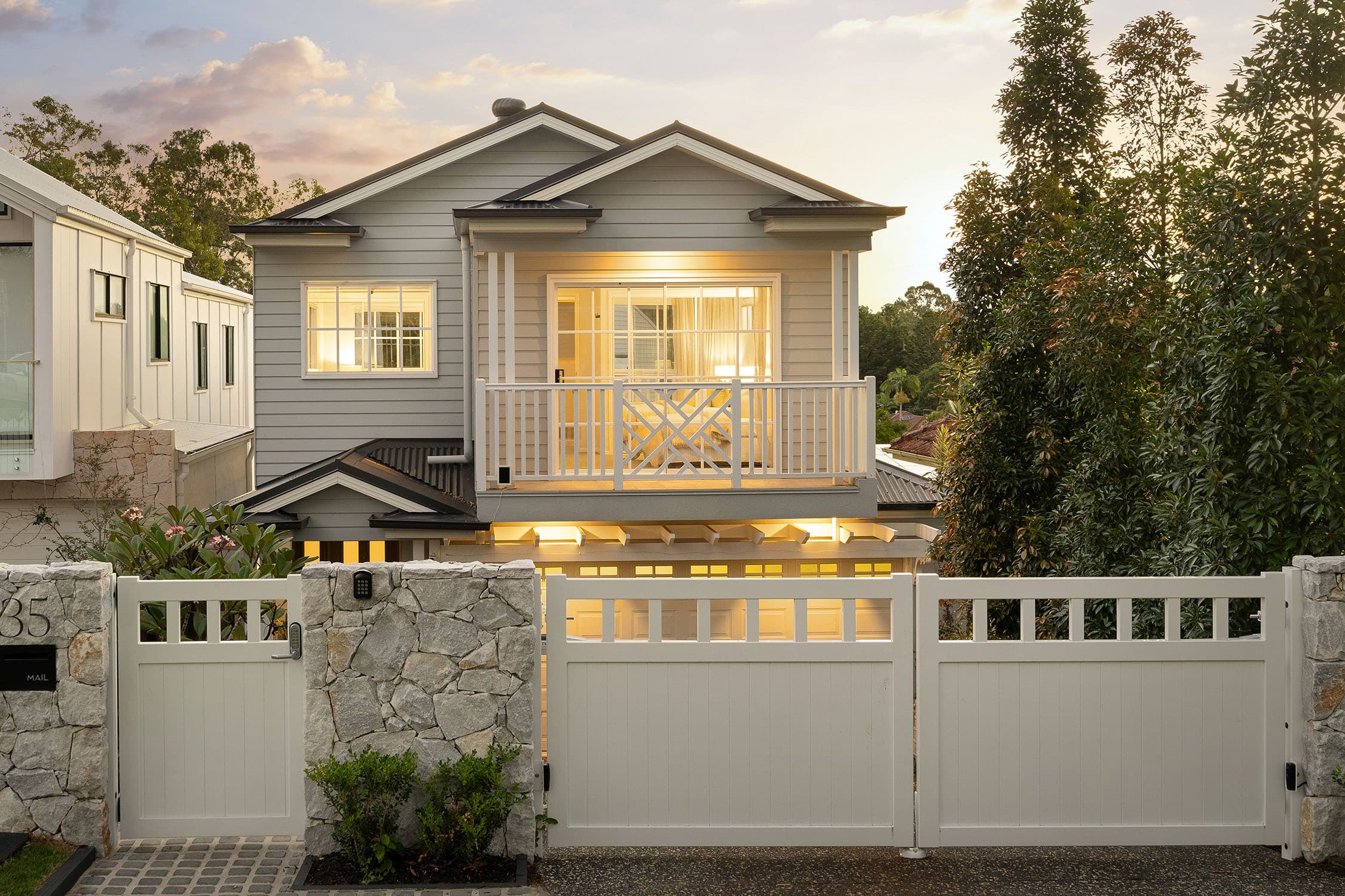 35 Fig Tree Pocket Road, Chapel Hill — photo 1 of 5