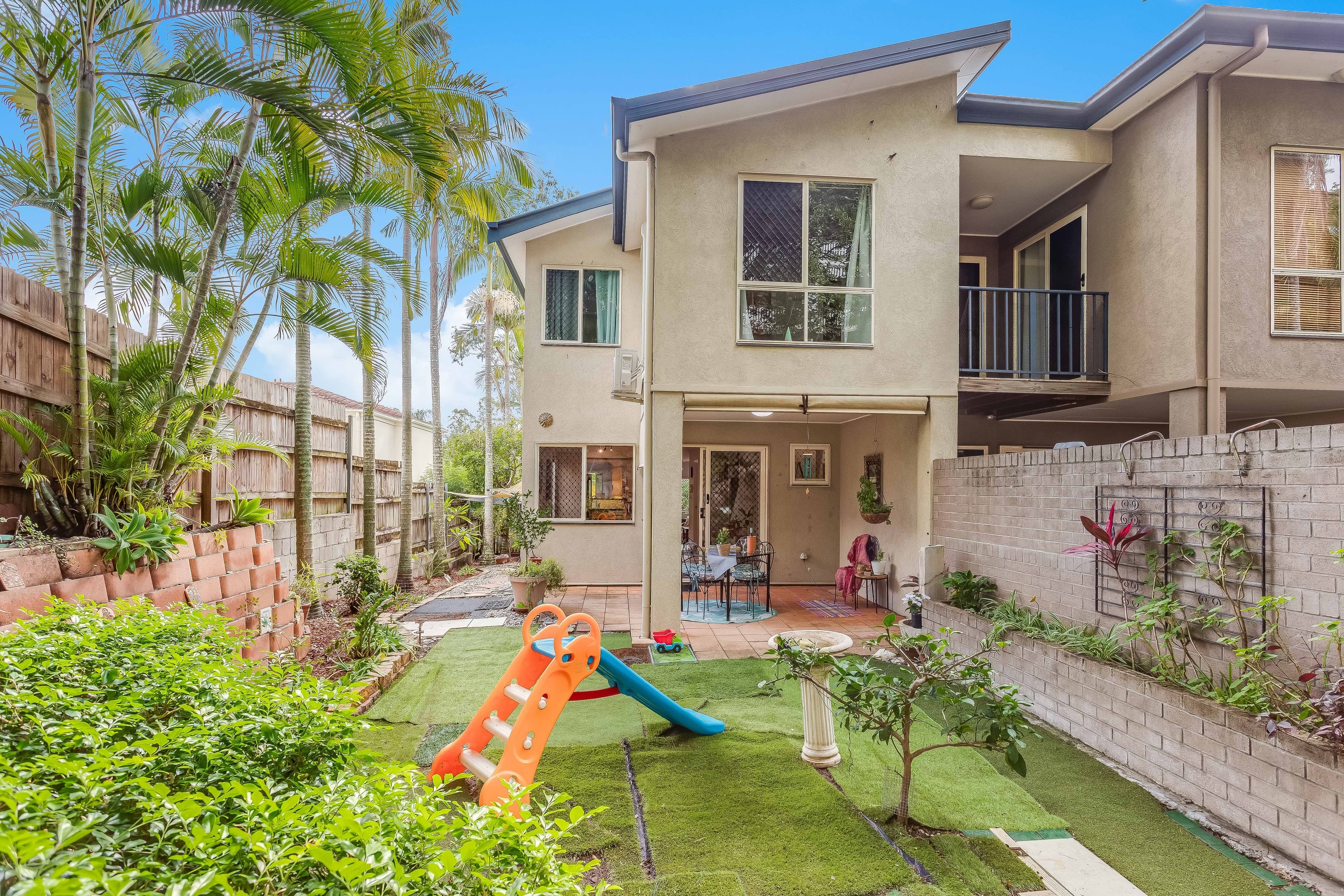 3/11 Indooroopilly Road, Taringa — photo 1 of 5
