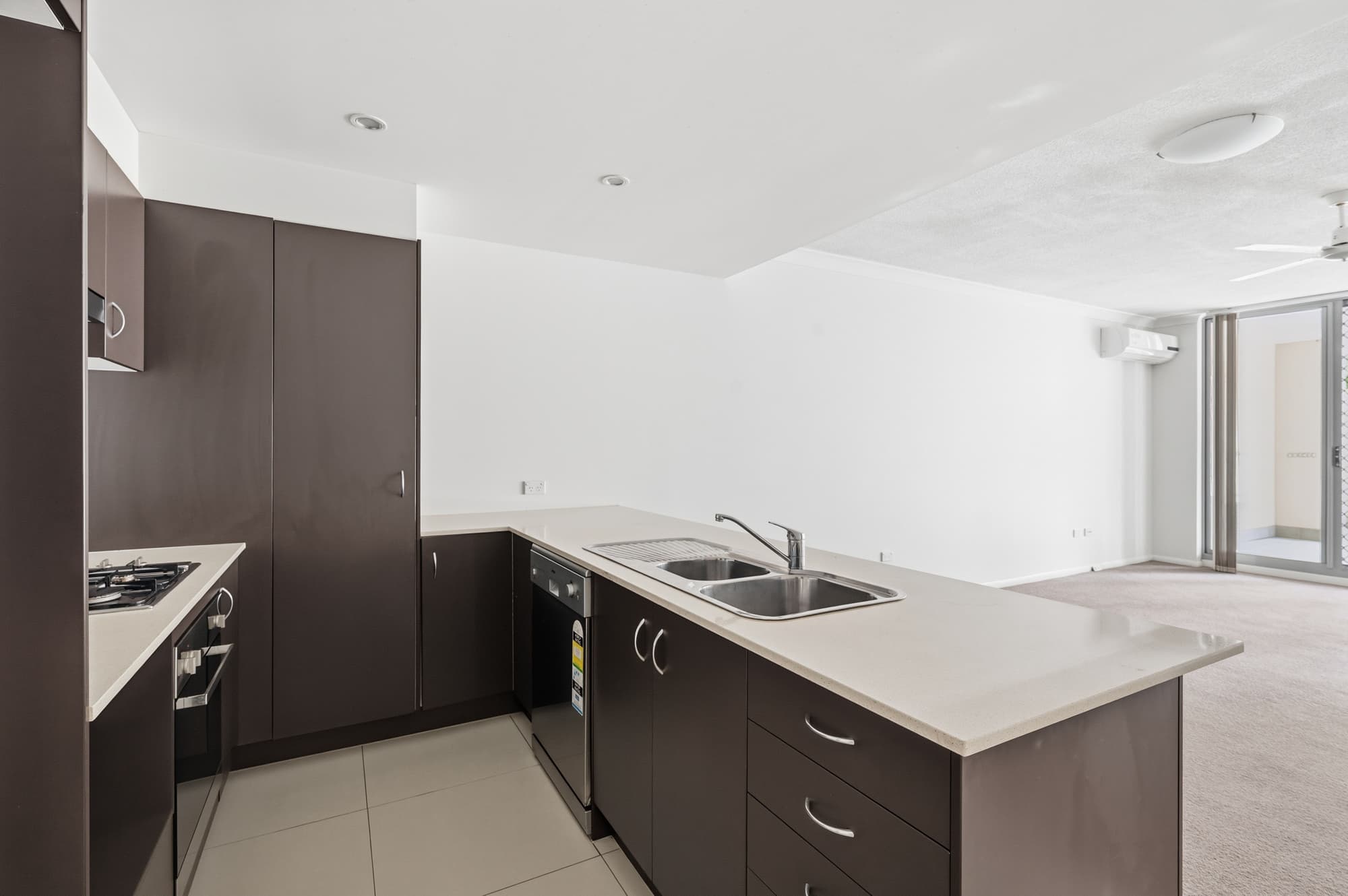 5/24 Westacott Street, Nundah — photo 2 of 5