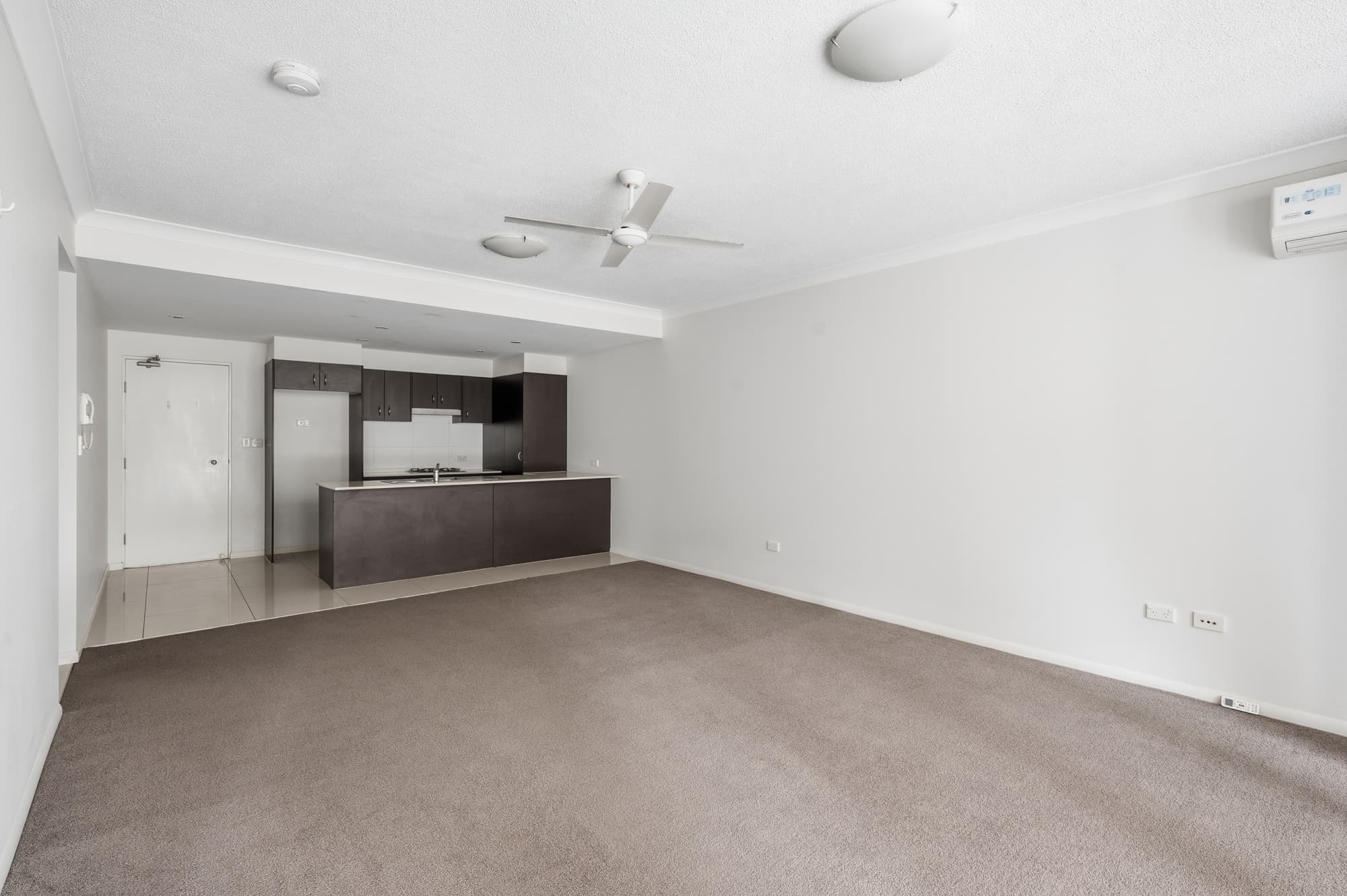 5/24 Westacott Street, Nundah — photo 3 of 5