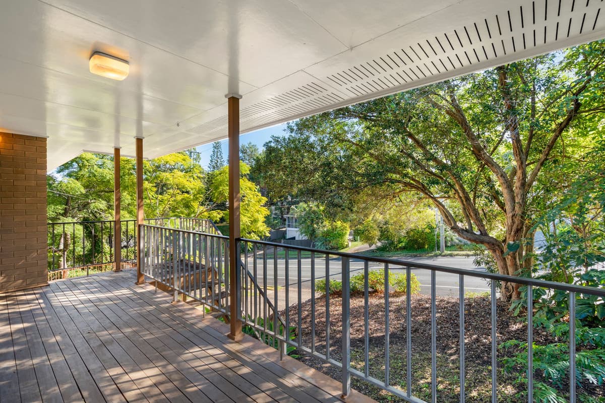 125 Patricks Road, Ferny Hills — photo 2 of 5