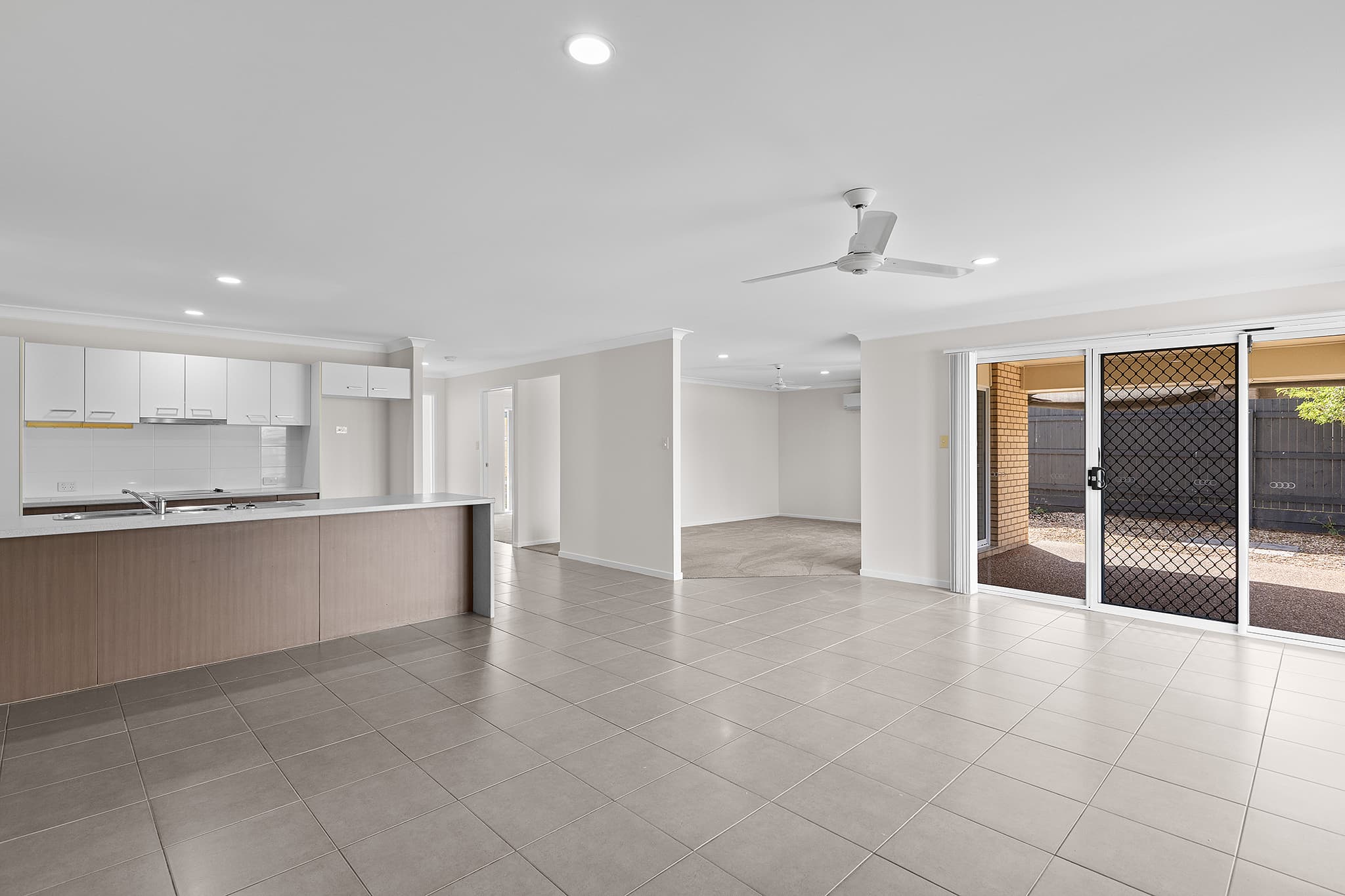 754 Boundary Street, Glenvale — photo 4 of 5