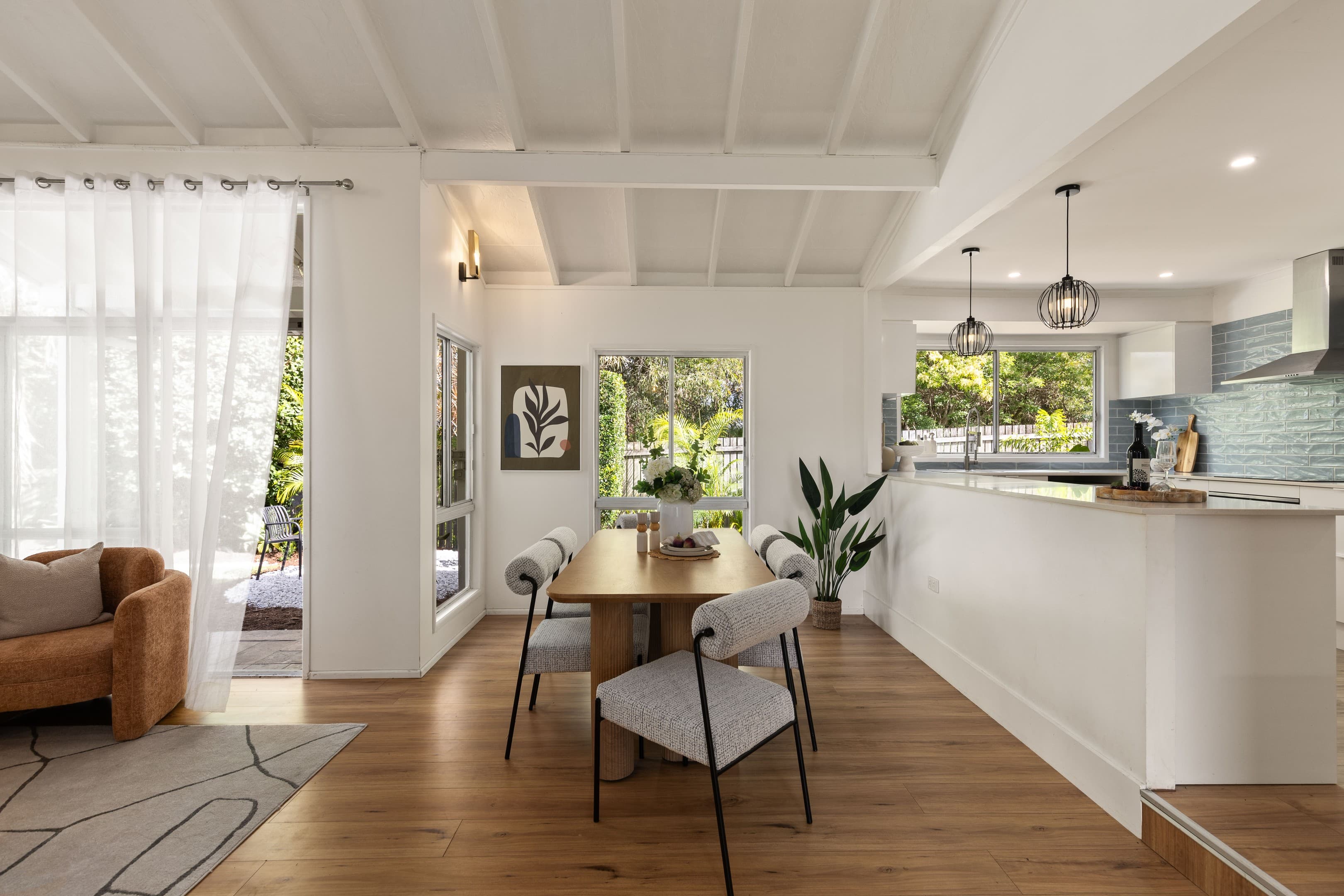 5 Lapford Court, Alexandra Hills — photo 1 of 5