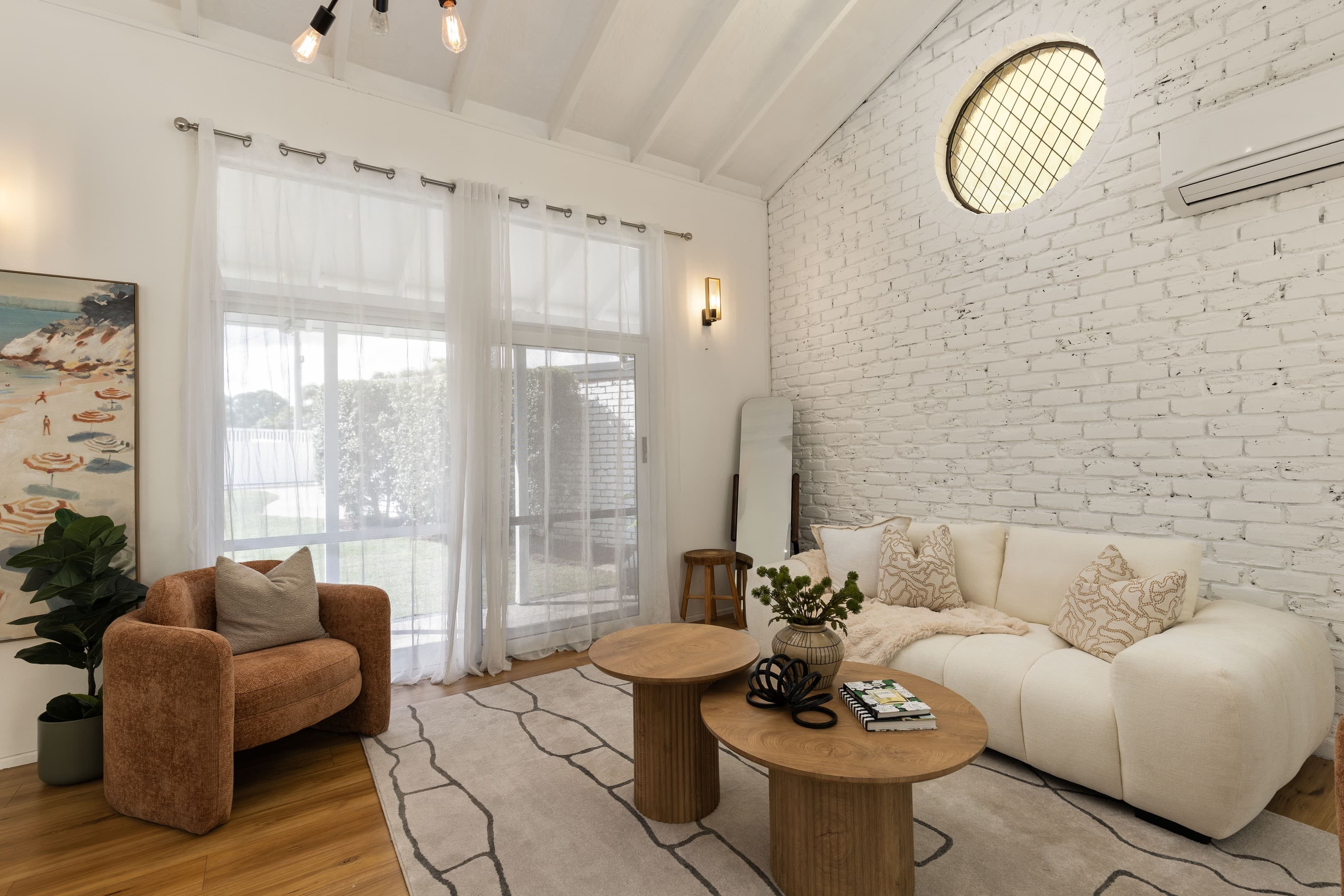 5 Lapford Court, Alexandra Hills — photo 2 of 5