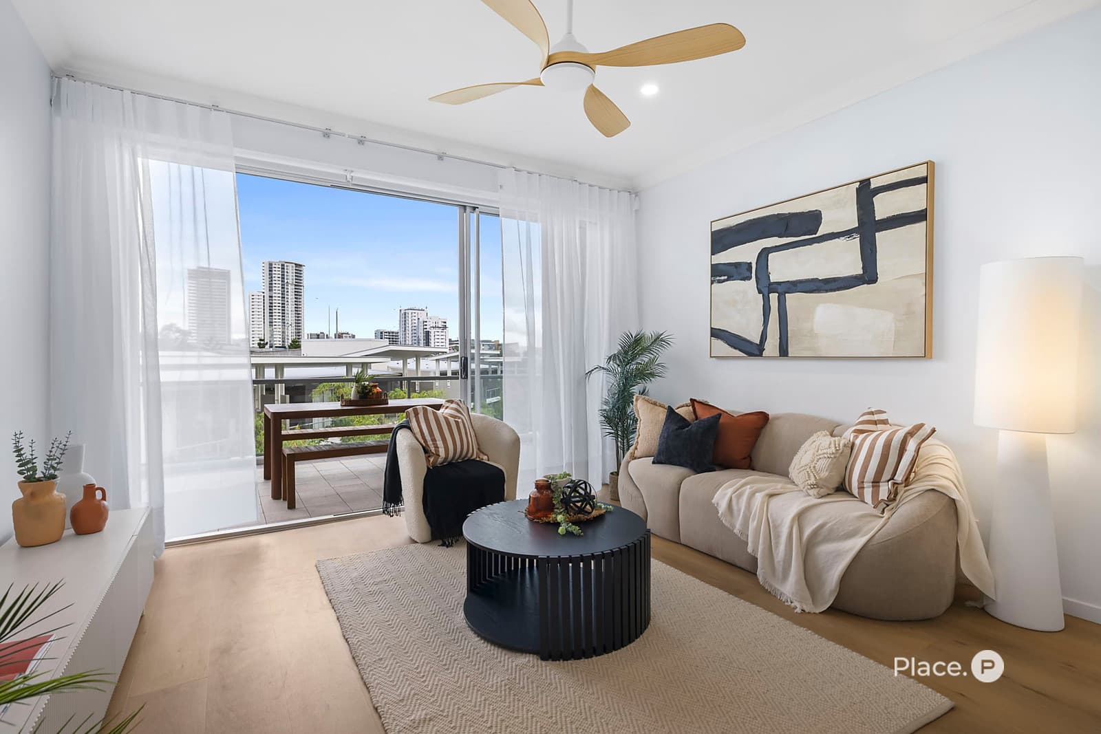 1702/141 Campbell Street, Bowen Hills — photo 1 of 5