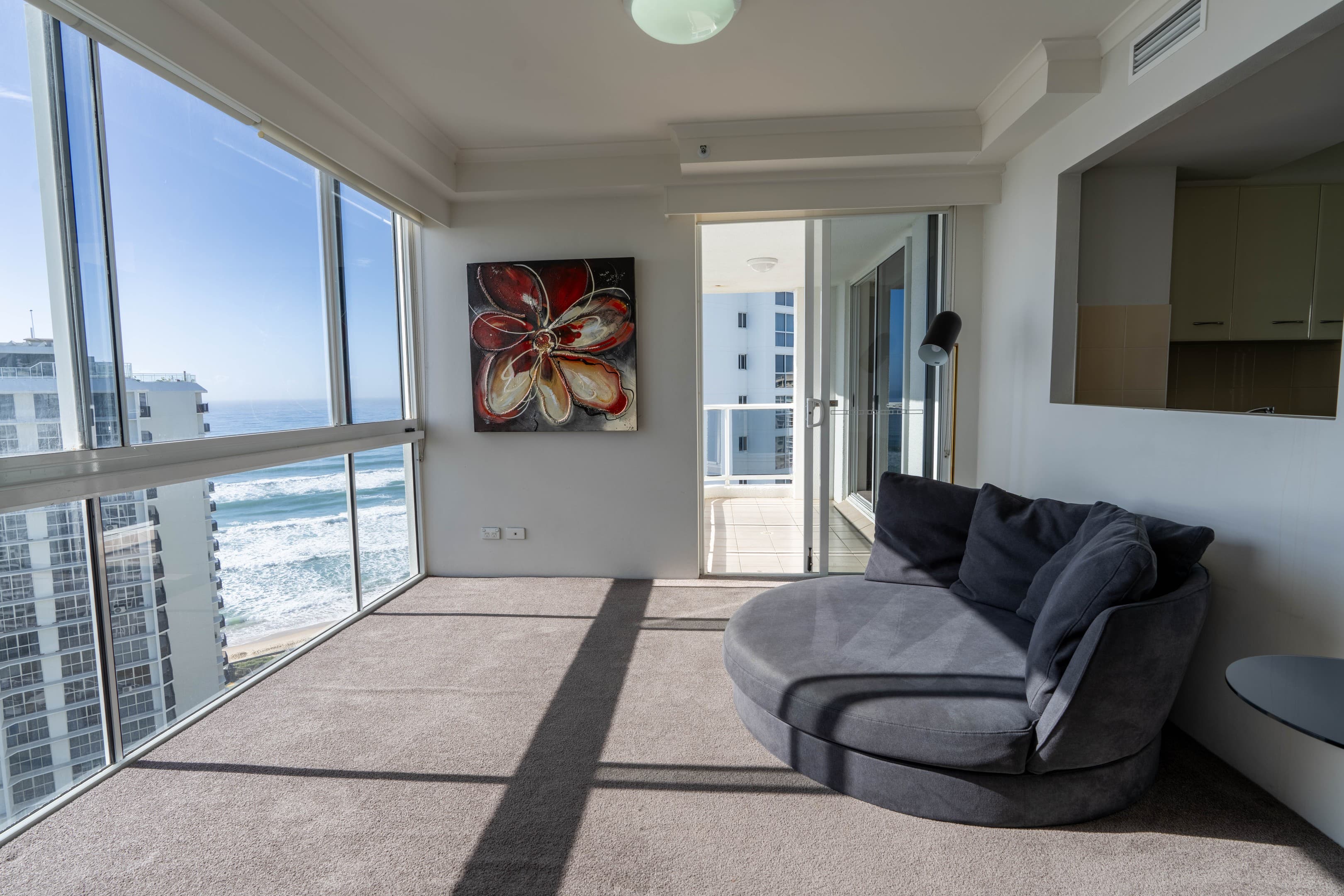 131/59 Pacific Street, Main Beach — photo 2 of 5