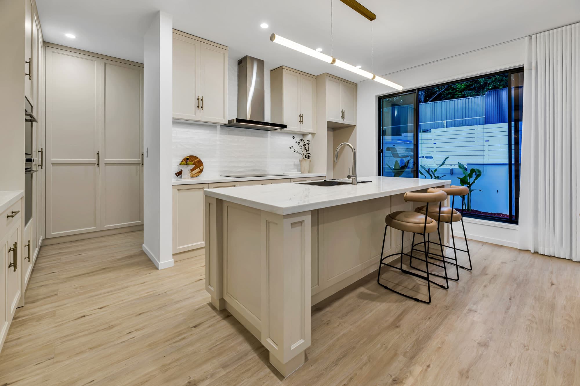 30 Yangoora Crescent, Ashmore — photo 4 of 5