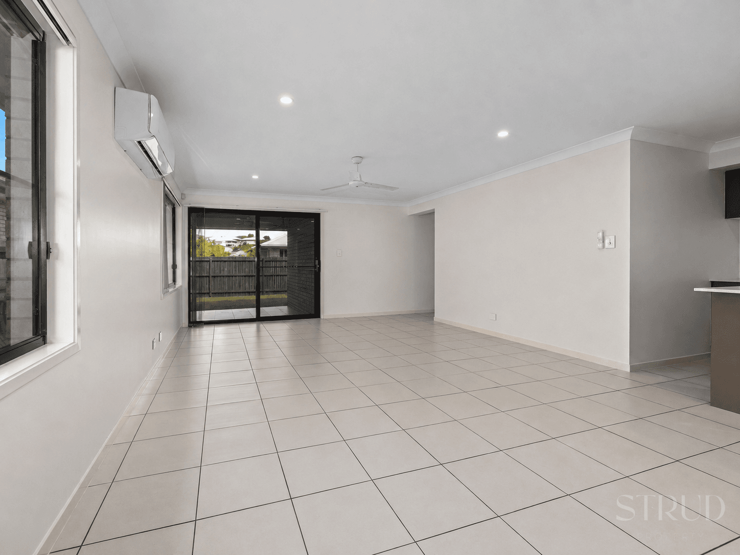 56 The Corso, Redbank Plains — photo 4 of 5