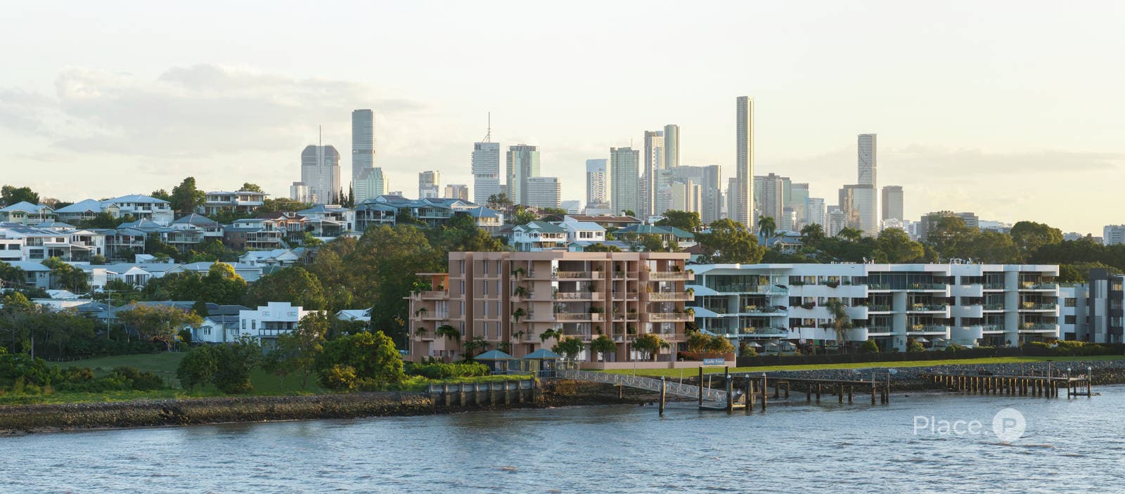 3 Byron Street, Bulimba — photo 1 of 5