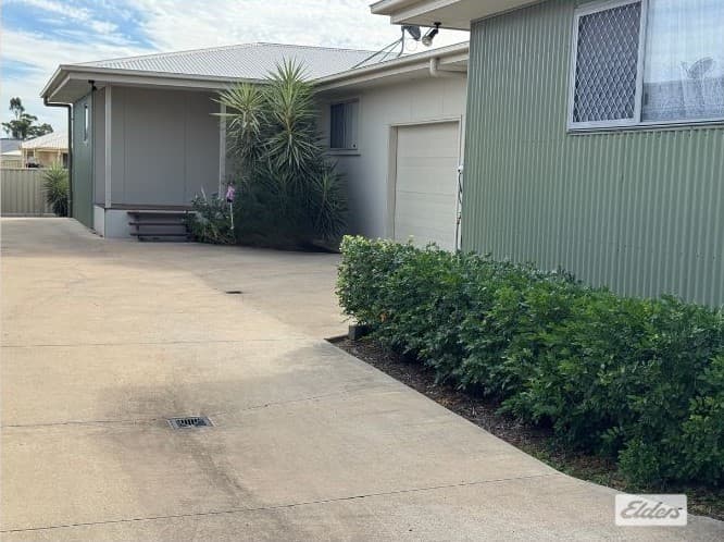 2/15 Barnsley Street, Chinchilla — photo 1 of 5