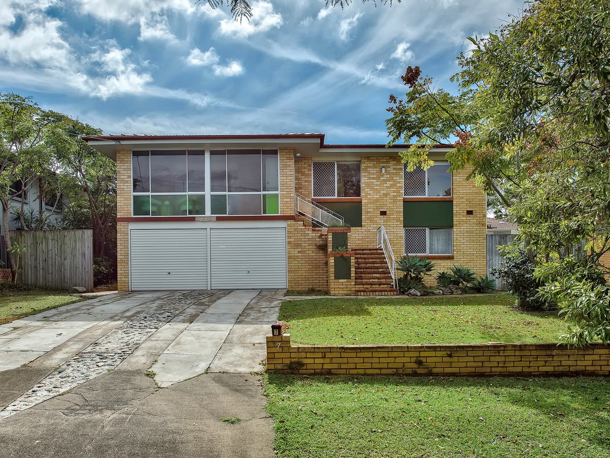 7 Gilmour Street, Chermside West — photo 1 of 5