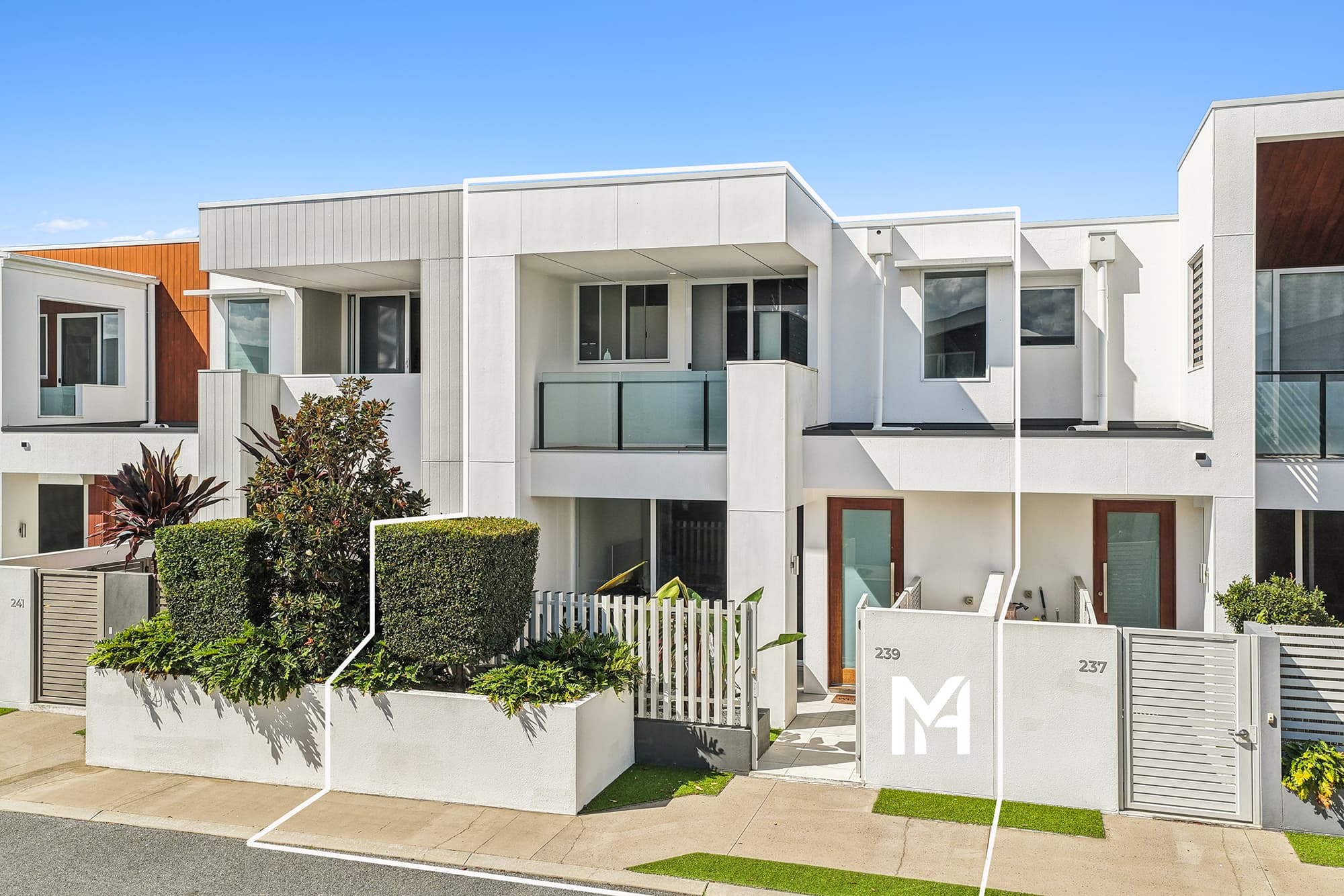 239/2 Bella Avenue, Robina — photo 1 of 5