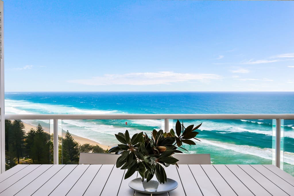 149/59 Pacific Street, Main Beach — photo 4 of 5