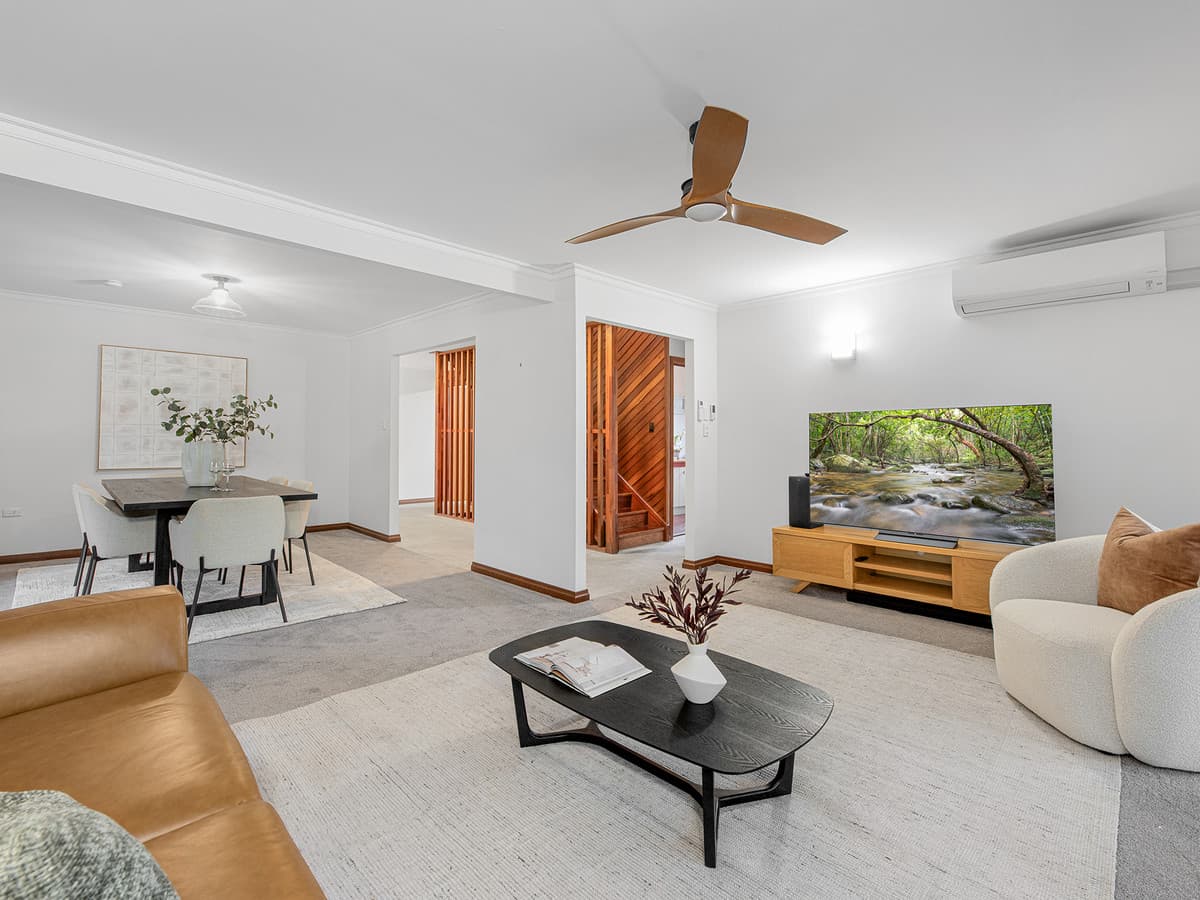 169 Mount Ommaney Drive, Jindalee — photo 4 of 5