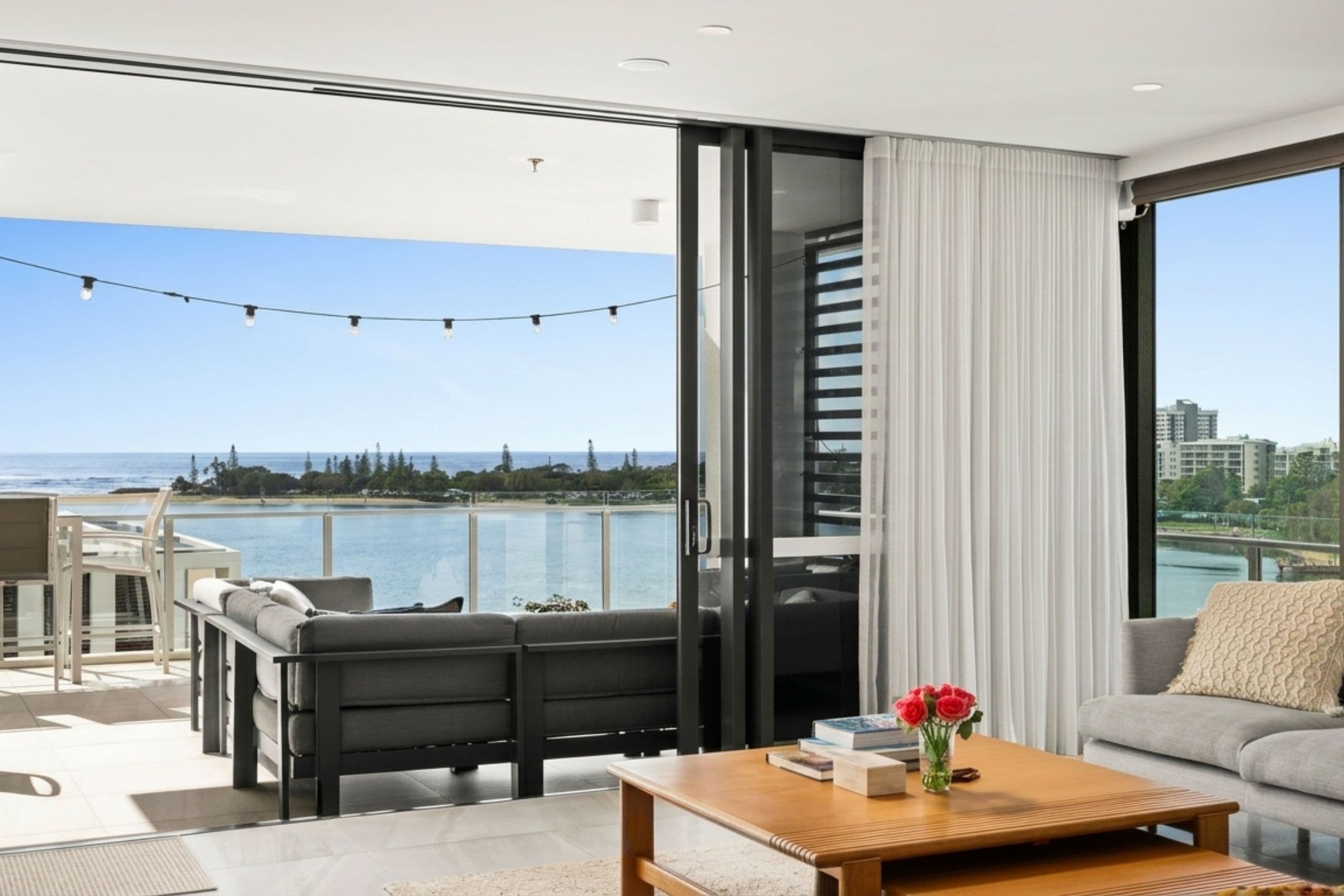 602/10 Duporth Avenue, Maroochydore — photo 1 of 5