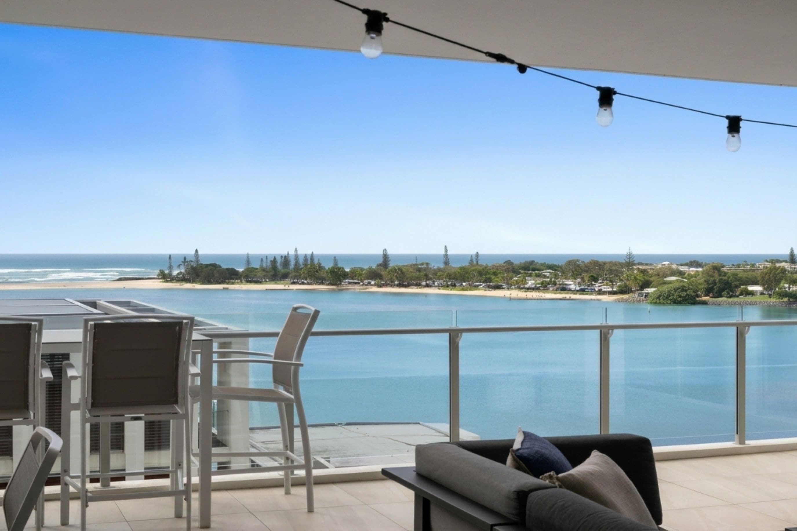 602/10 Duporth Avenue, Maroochydore — photo 2 of 5