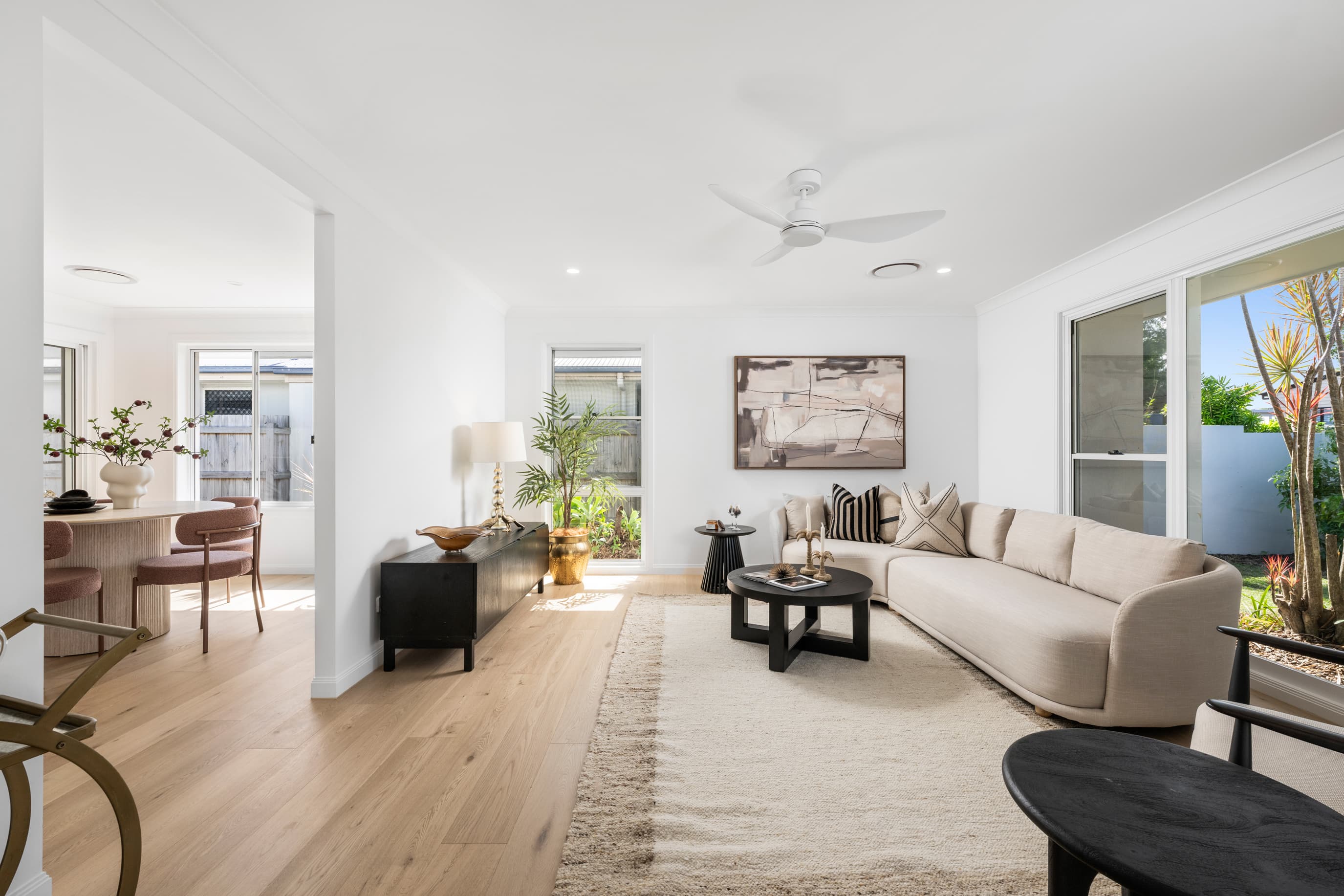 9 Sardinia Place, Parrearra — photo 4 of 5