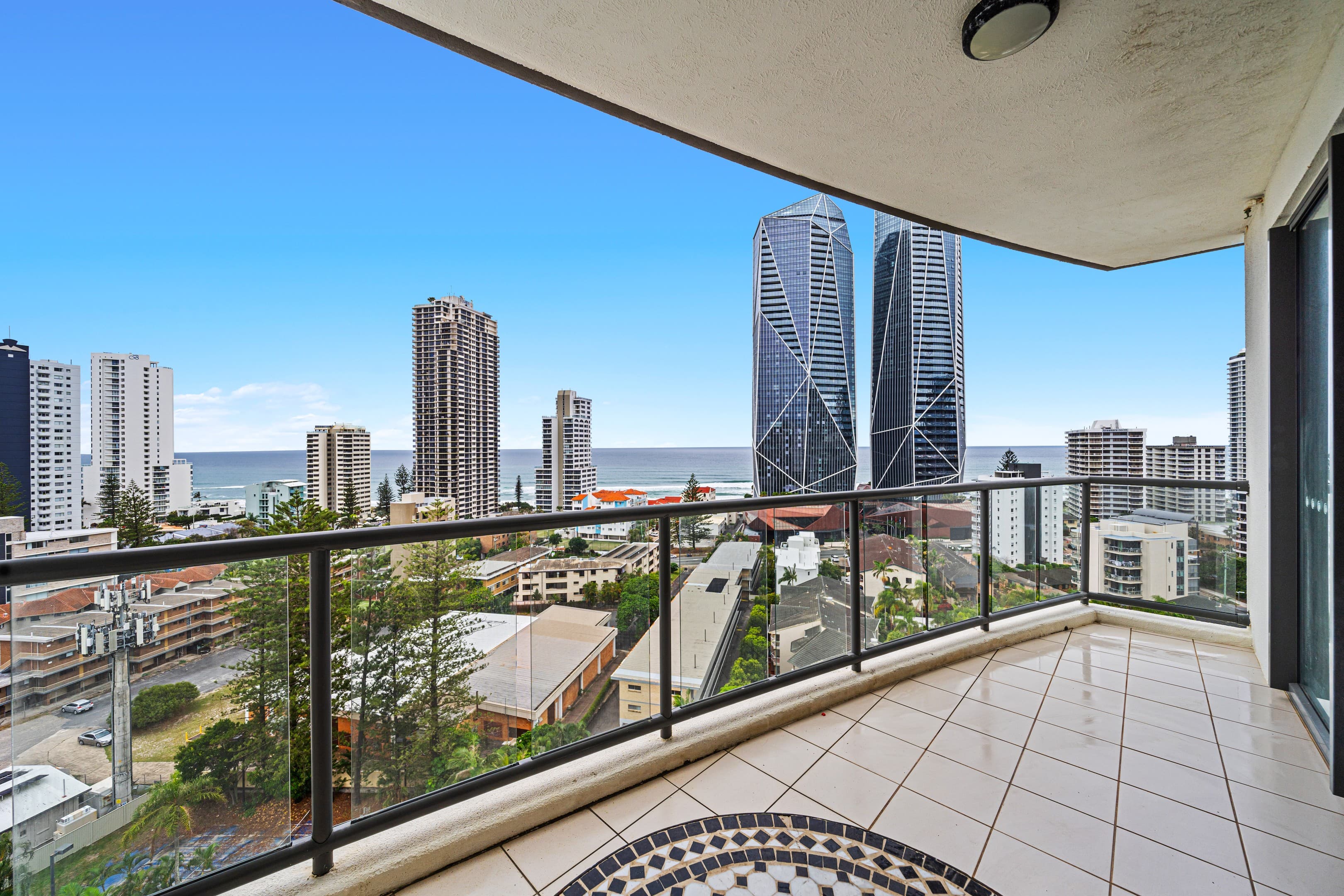 1306/2865 Gold Coast Highway, Surfers Paradise — photo 3 of 5