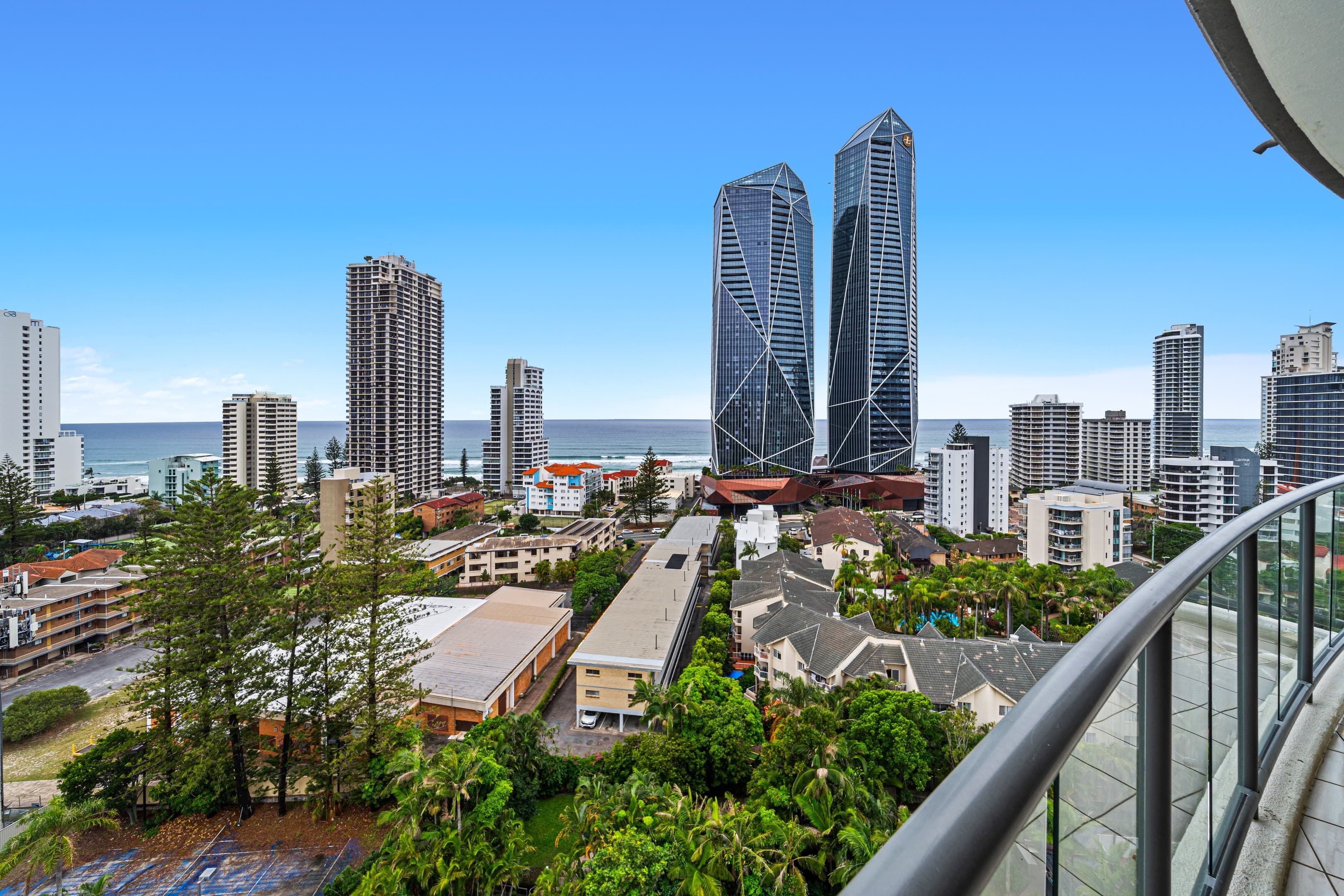 1306/2865 Gold Coast Highway, Surfers Paradise — photo 4 of 5