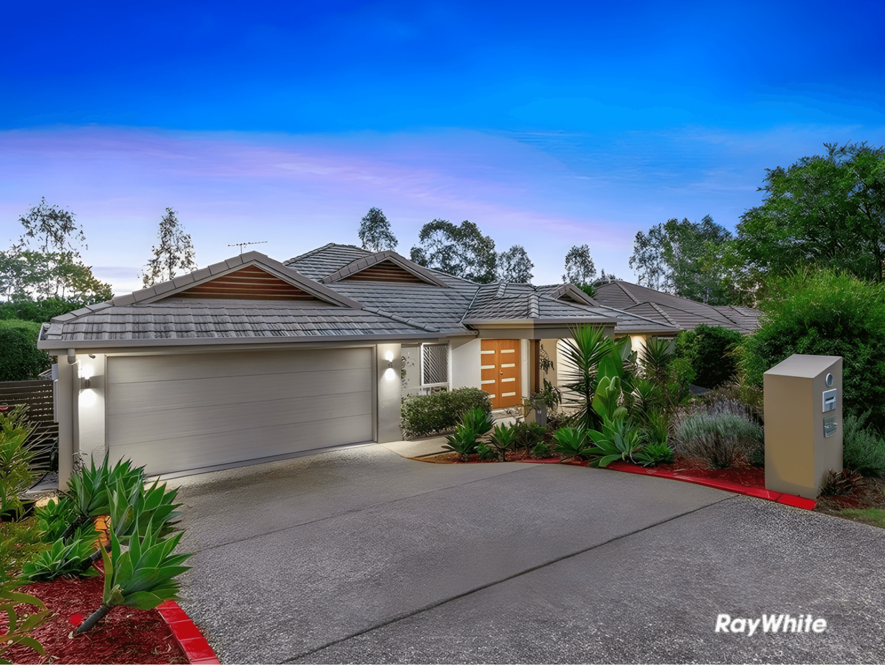 3 Waterhousia Crescent, Brookwater — photo 1 of 5