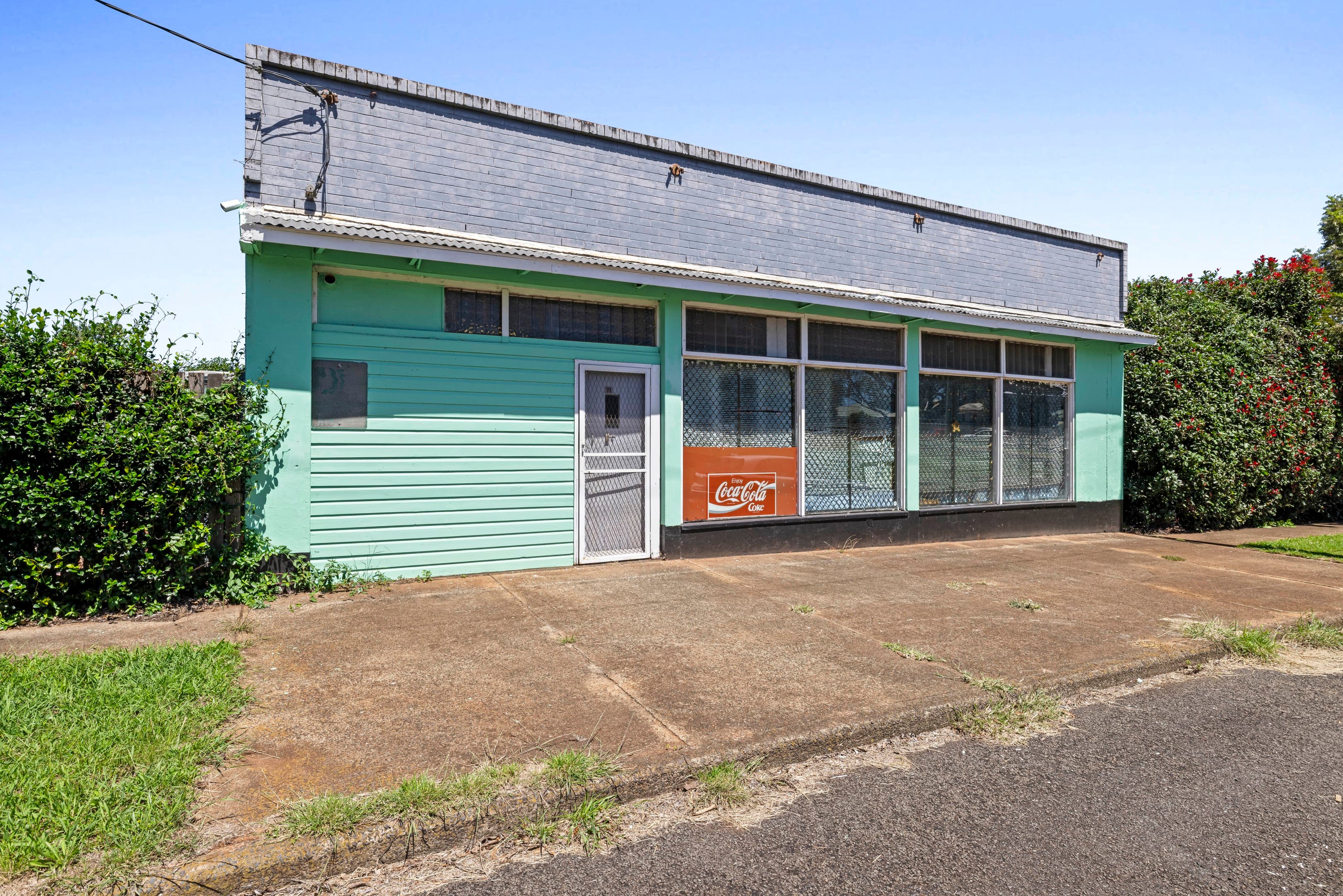 14 Flynn Street, Harlaxton — photo 1 of 5