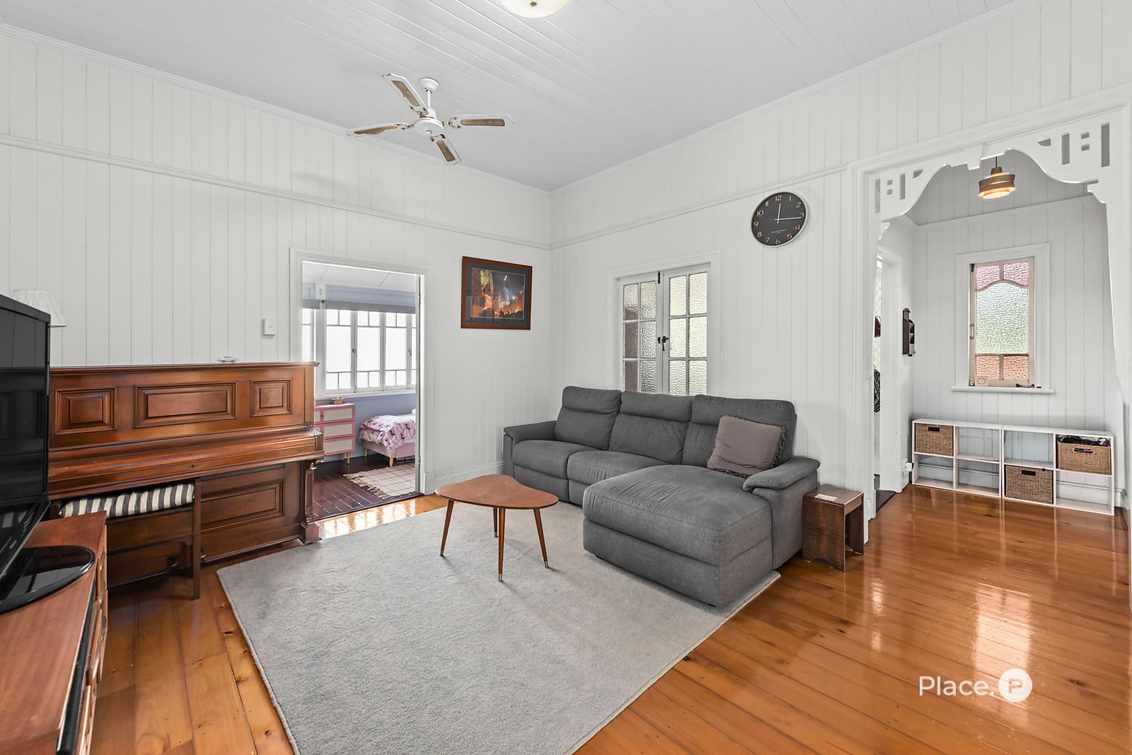 18 Hipwood Street, Norman Park — photo 4 of 5