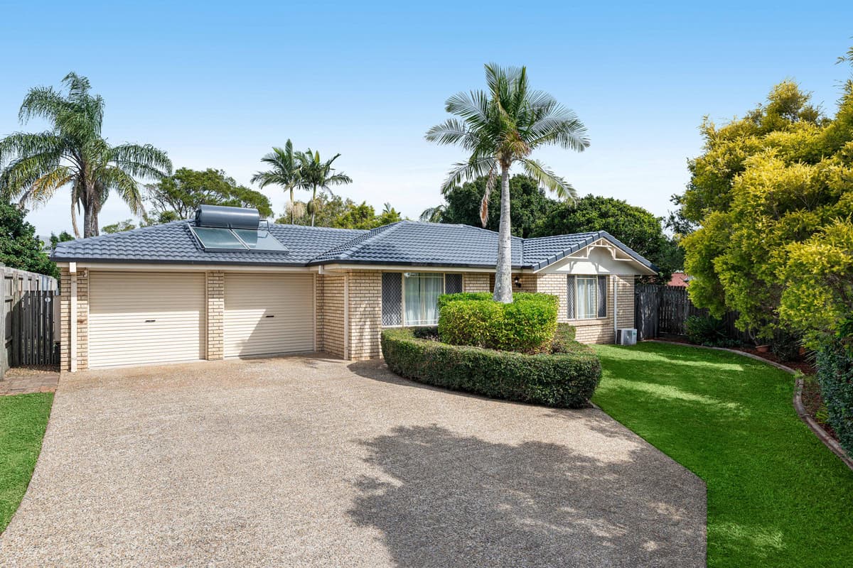 3 Coral Close, Birkdale — photo 1 of 5