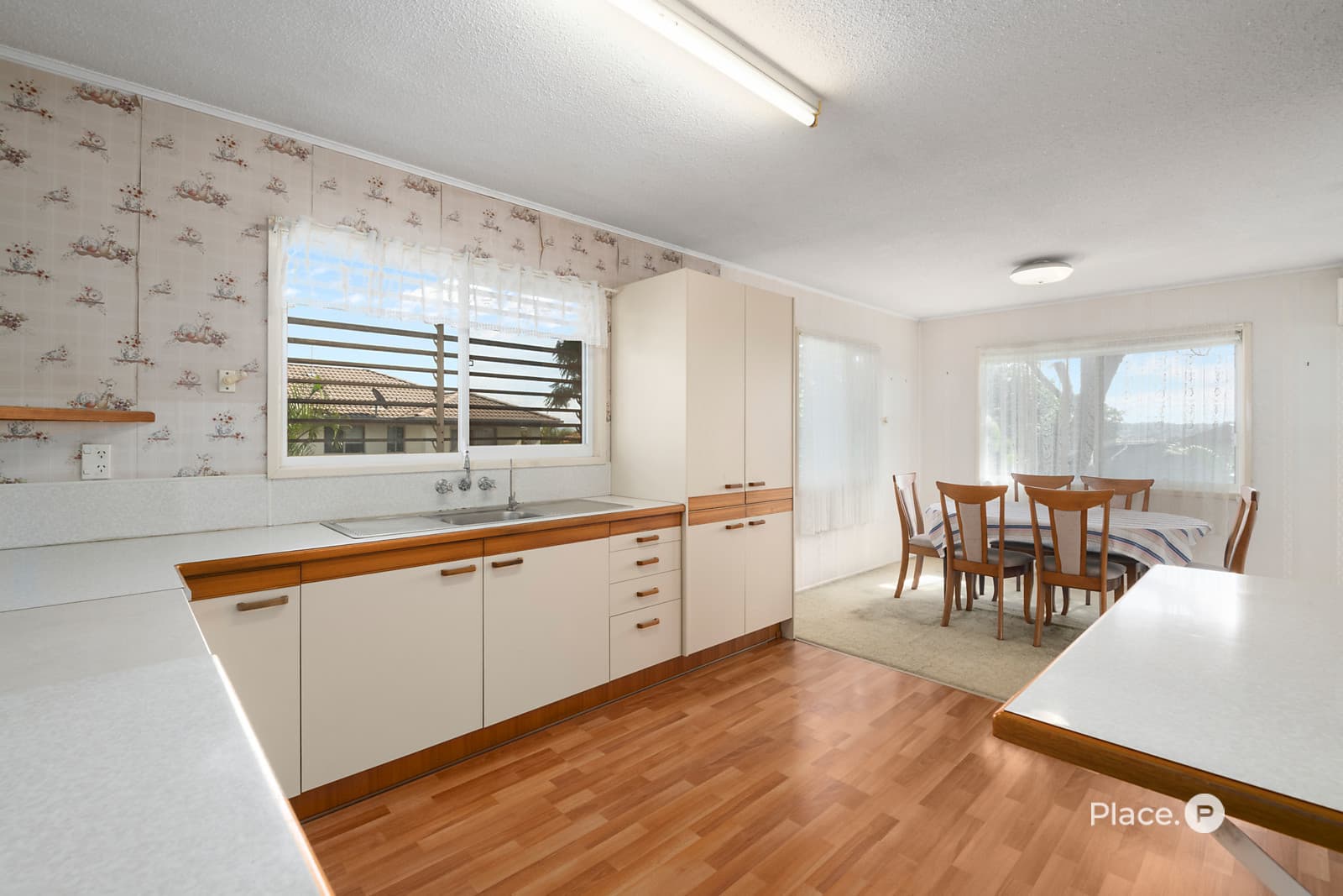 19 Newcombe Street, Sunnybank Hills — photo 3 of 5