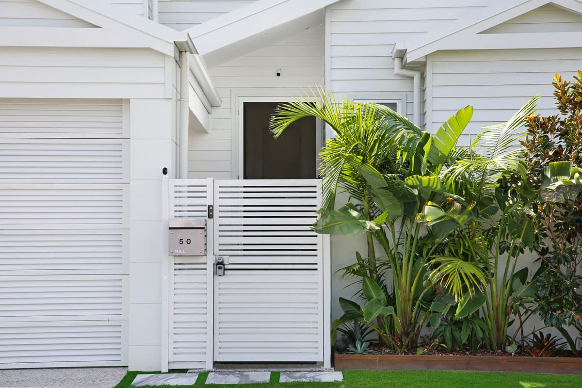 50 Bluejay Street, Burleigh Waters — photo 2 of 5