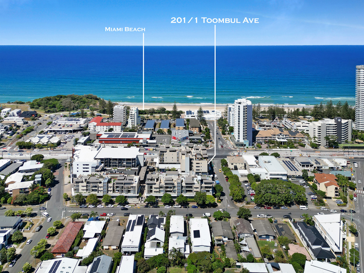 201/1 Toombul Avenue, Miami — photo 1 of 5
