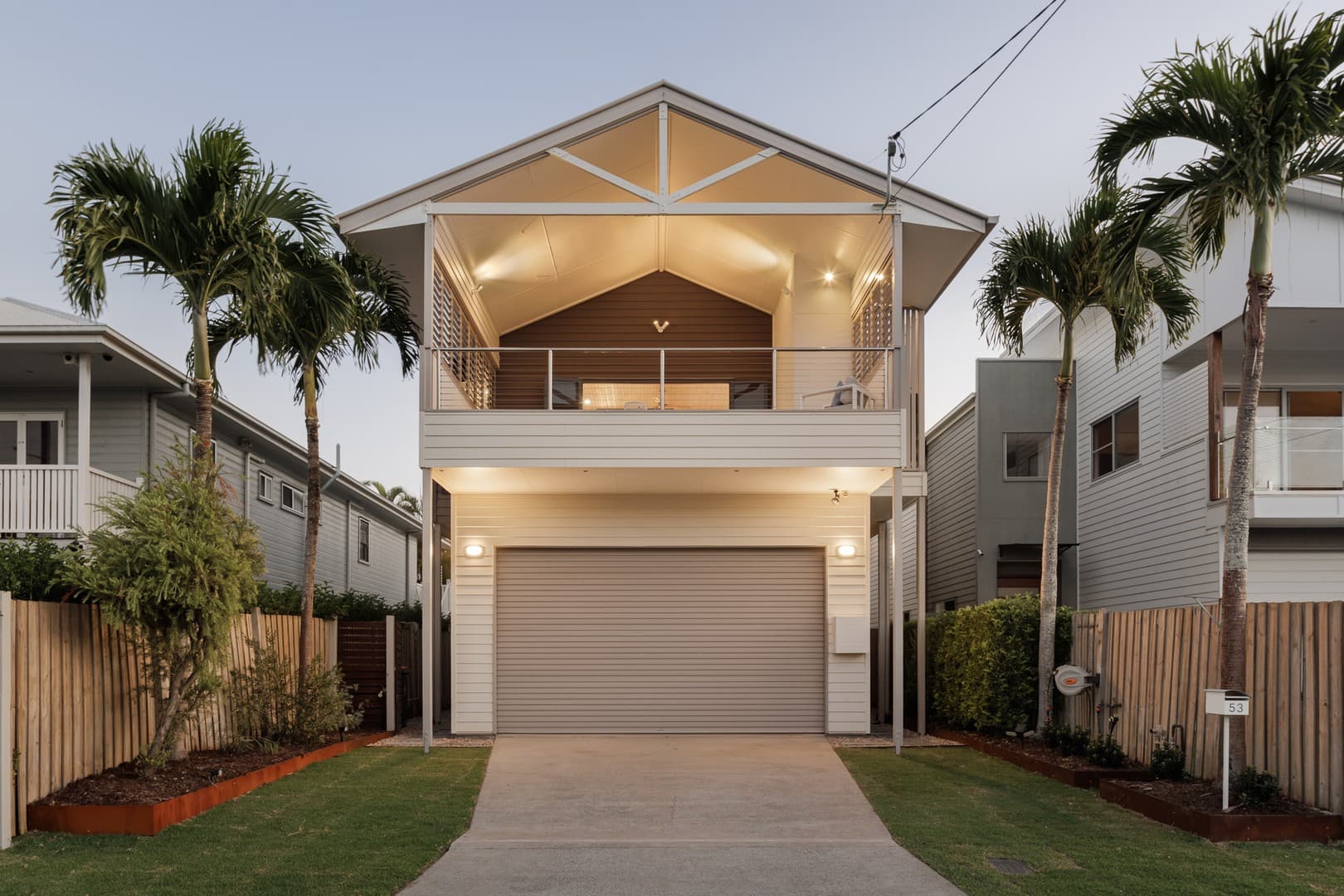 53 Grattan Terrace, Wynnum — photo 2 of 5
