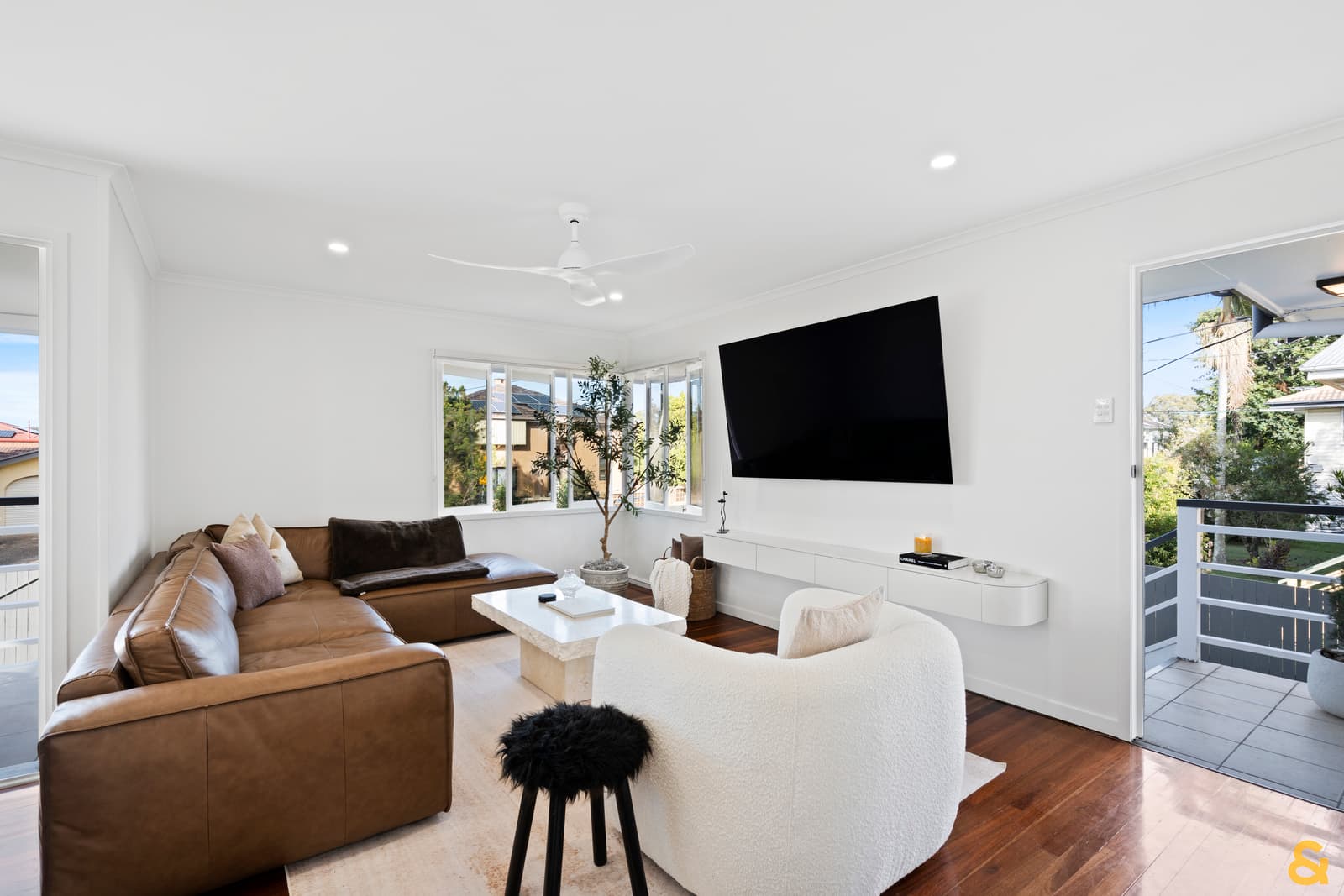 28 Gateway Street, Wynnum West — photo 3 of 5
