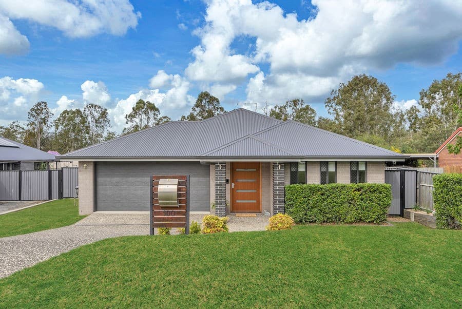100 Equestrian Drive, Yamanto — photo 1 of 5