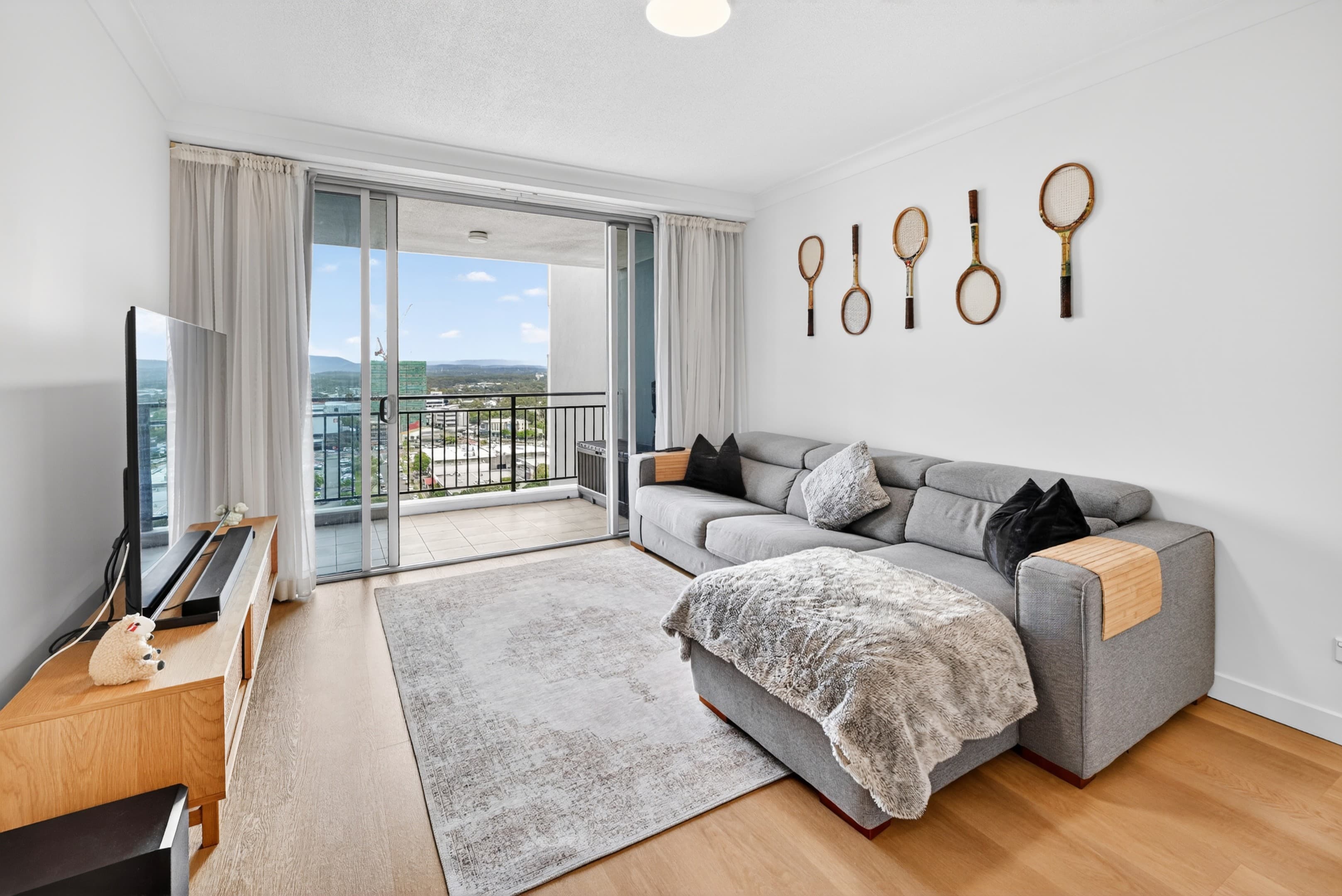 1169/56 Scarborough Street, Southport — photo 1 of 5