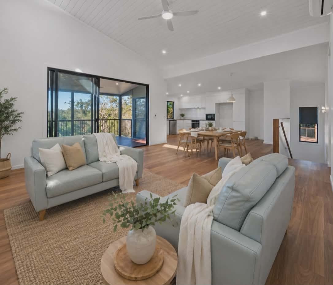 22 Timothy Street, Macleay Island — photo 1 of 5