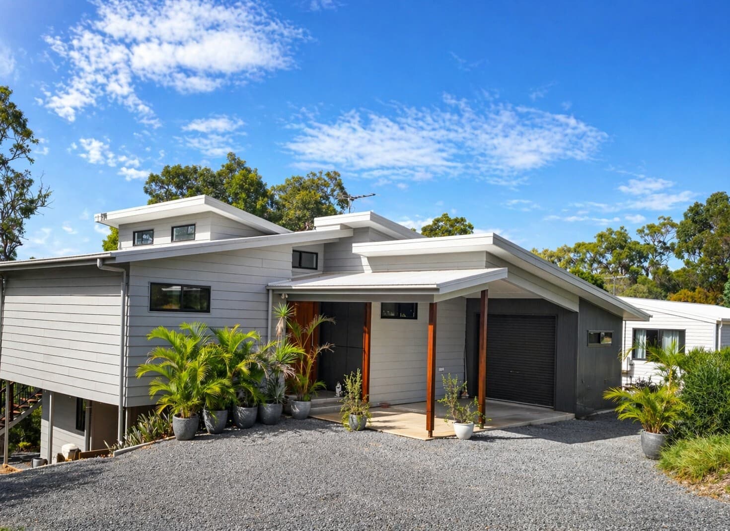 22 Timothy Street, Macleay Island — photo 2 of 5