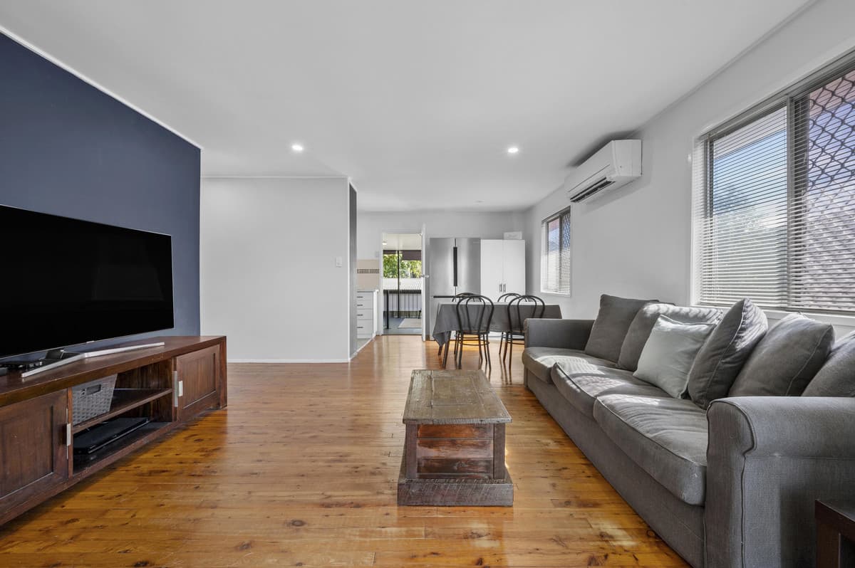 33 Keong Road, Albany Creek — photo 3 of 5