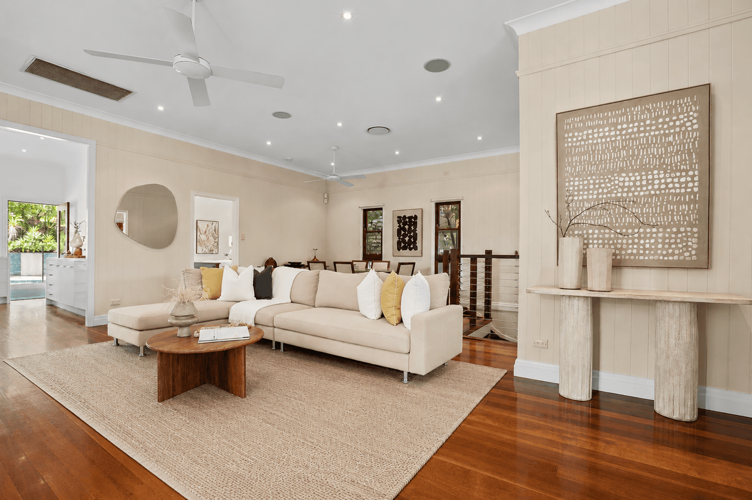 77 Thackeray Street, Norman Park — photo 2 of 5