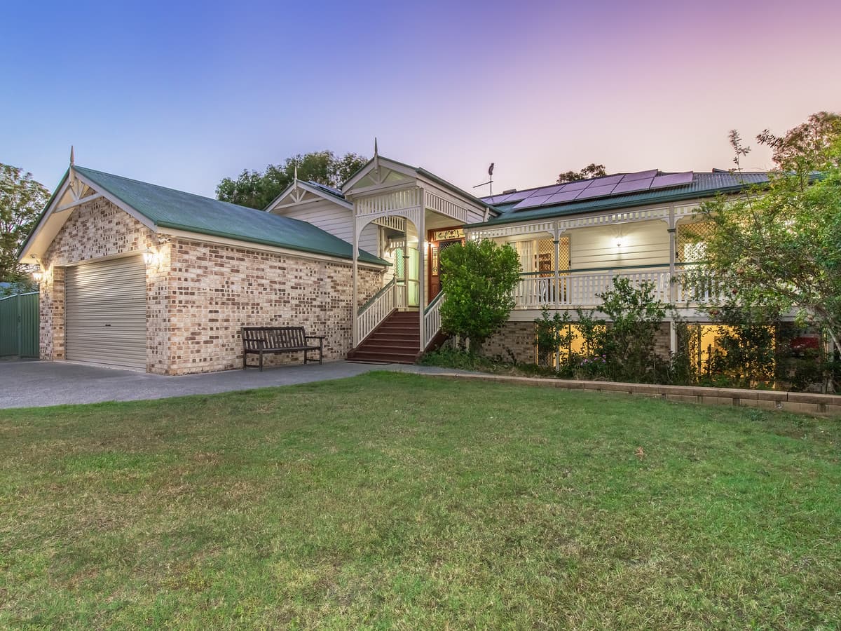 52 Yvonne Crescent, Mount Warren Park — photo 1 of 25
