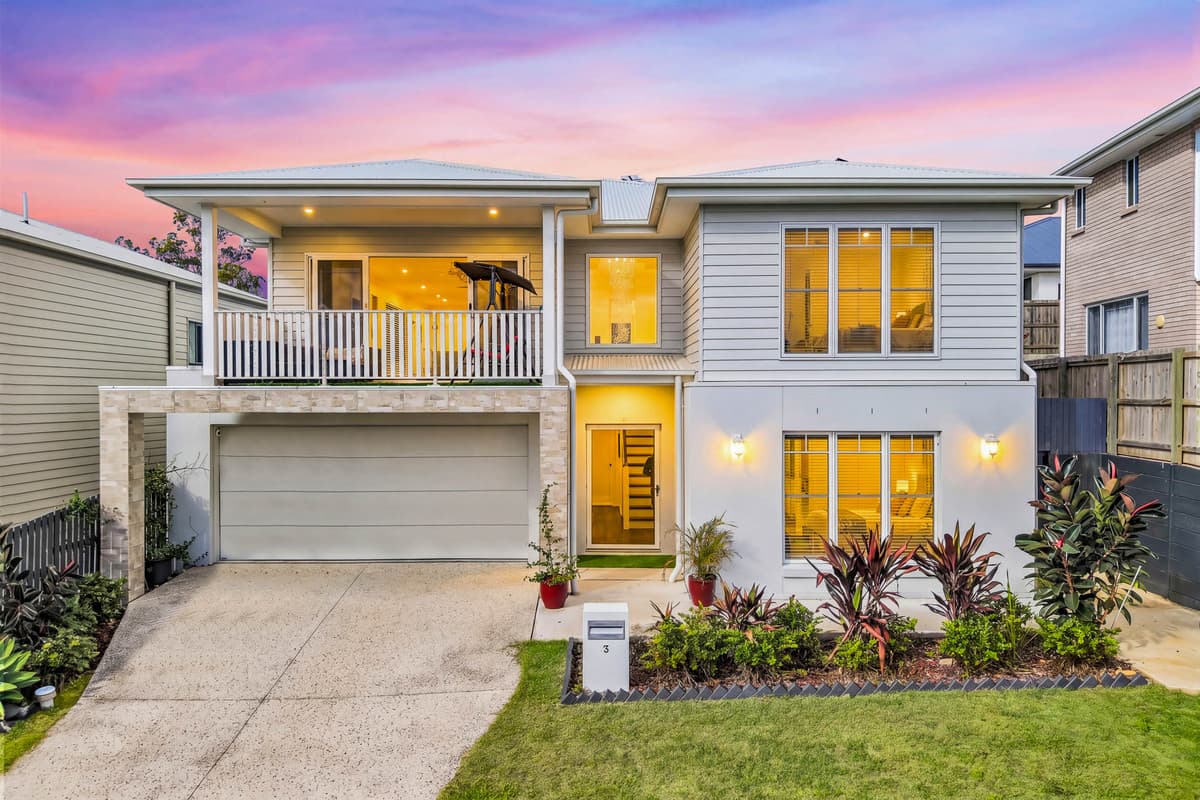 3 Triana Court, Spring Mountain — photo 1 of 5